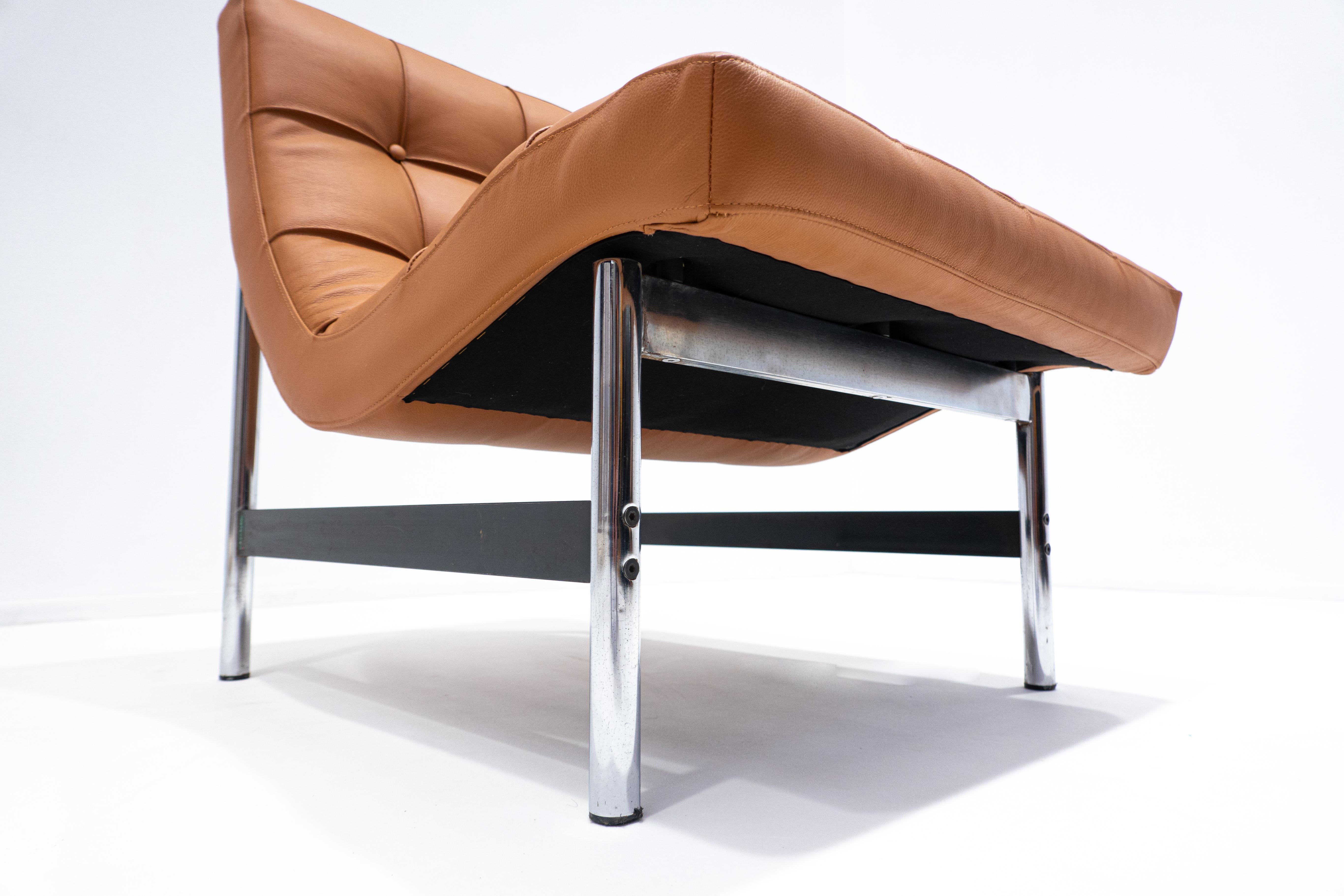 Mid-Century Modern Pair of Italian Armchairs, Cognac Leather, 1970s For Sale 3