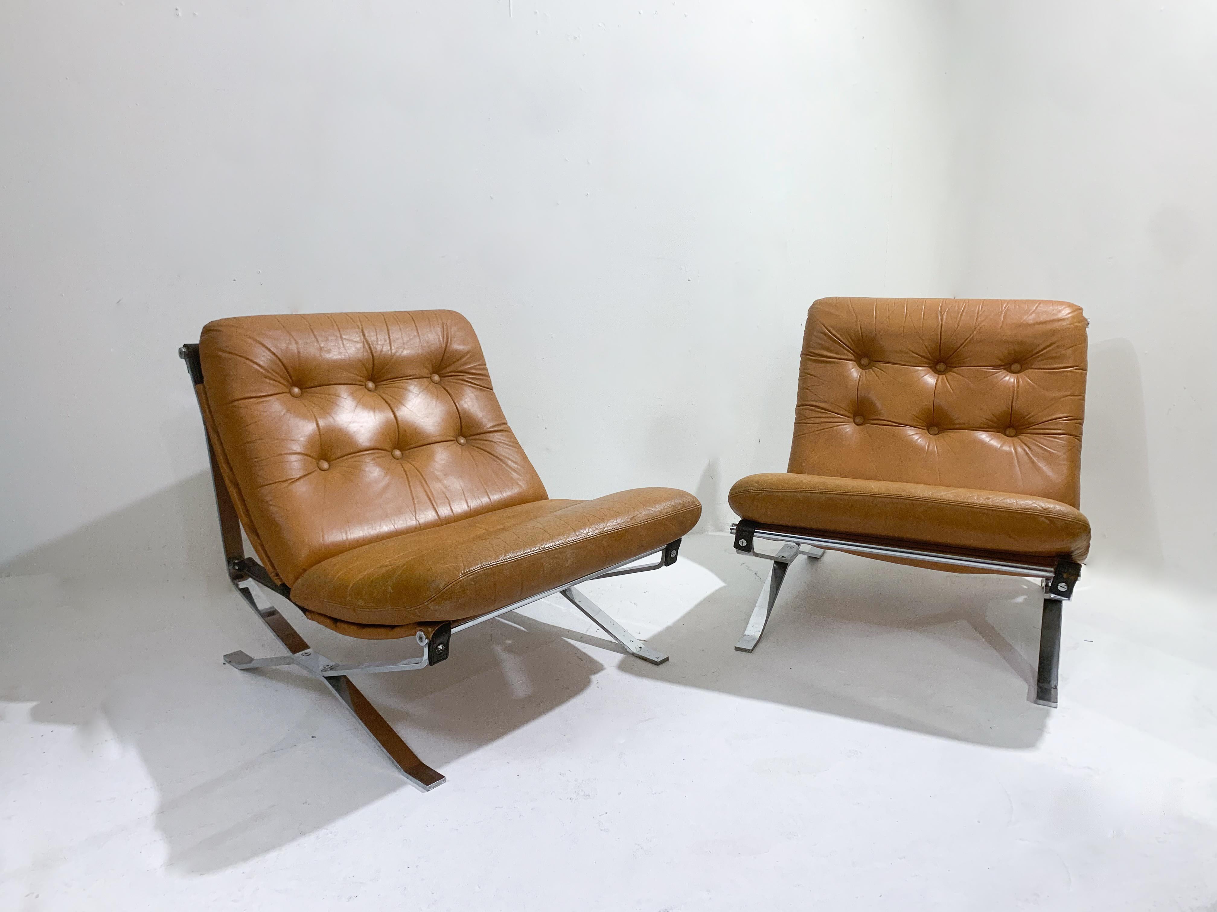 Mid-Century Modern Pair of Italian Armchairs, Original Leather, MIM, 1960s For Sale 9