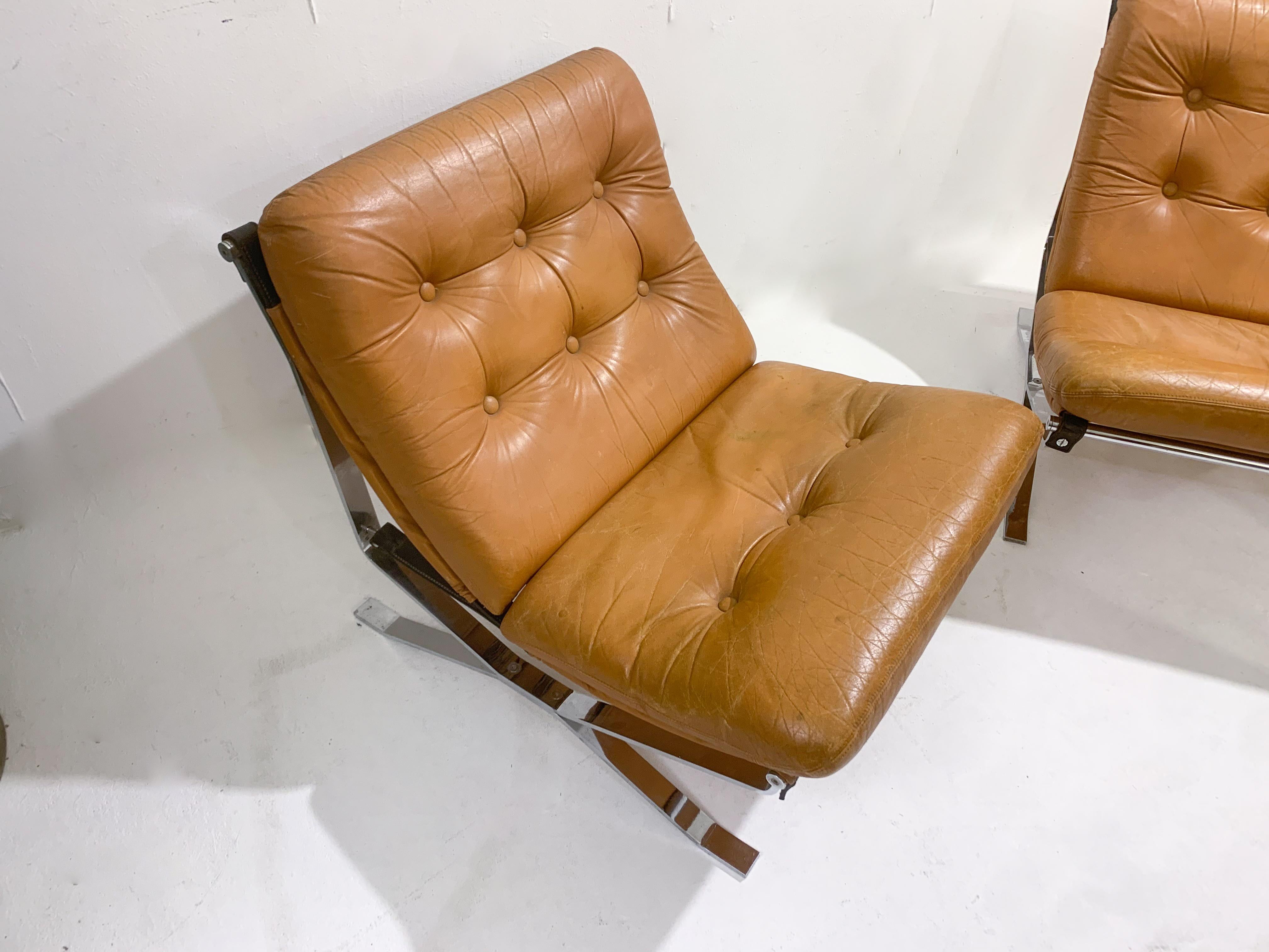 Mid-Century Modern Pair of Italian Armchairs, Original Leather, MIM, 1960s For Sale 2