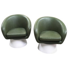 Mid-Century Modern Pair of Italian Armchairs with Wooden Base from 1970s