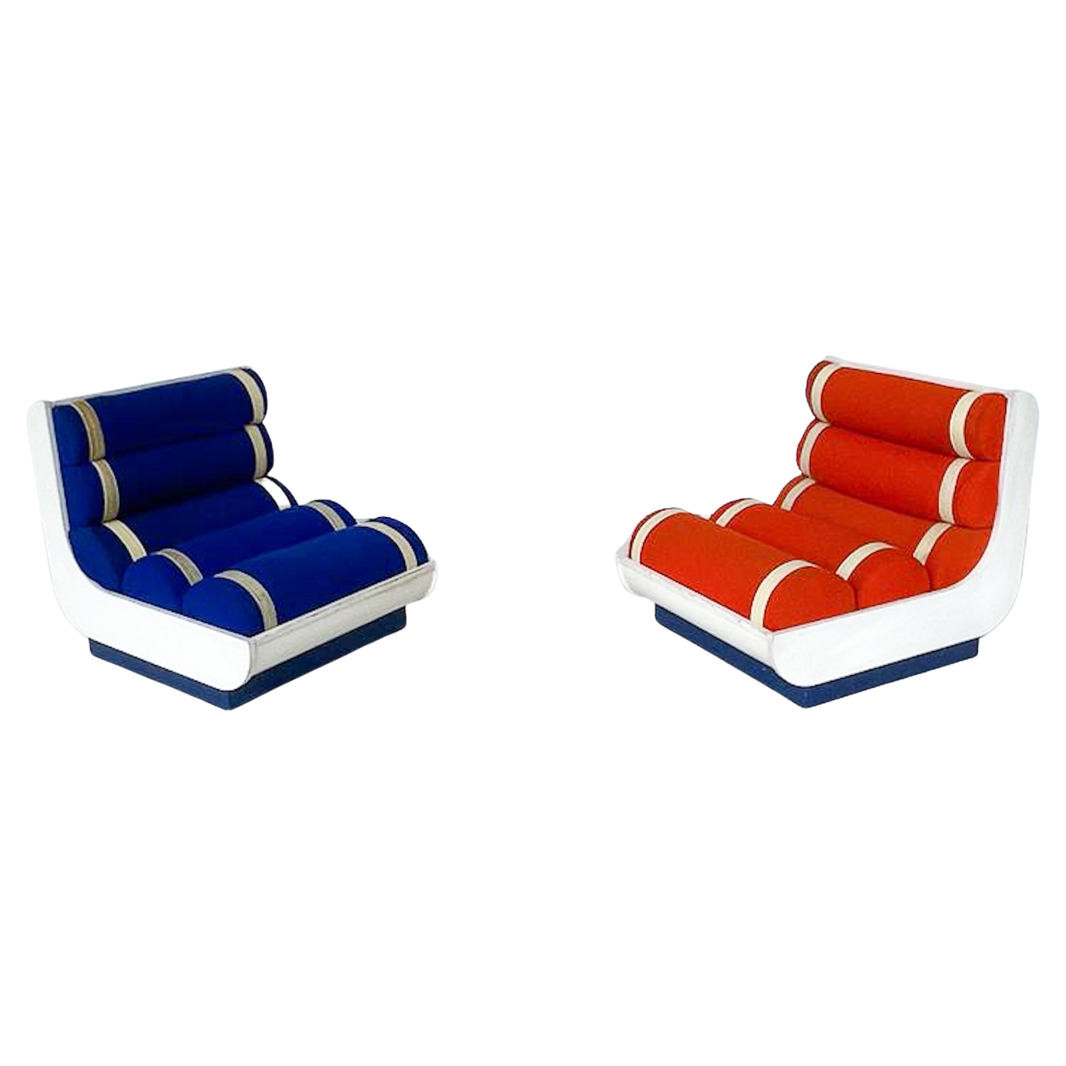 Mid-Century Modern Pair of Italian Red and Blue Armchairs, 1960s For Sale