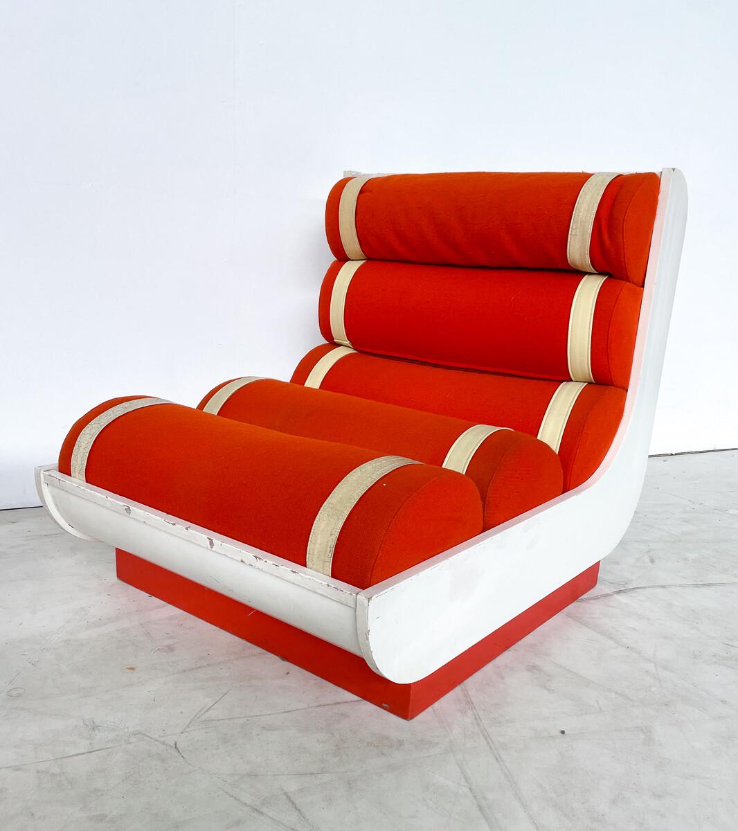 Mid-Century Modern Pair of Italian Red Armchairs, 1960s, Orignal Upholstery In Good Condition For Sale In Brussels, BE