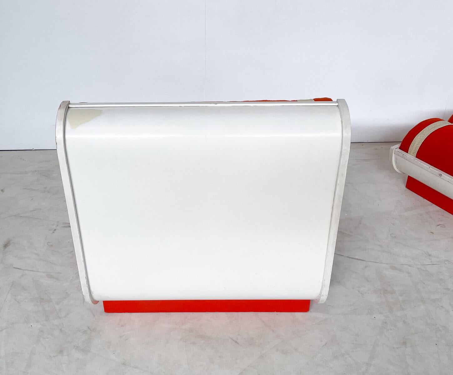 Tissu Paire de fauteuils rouges italiens, 1960 - Orignal Upholstery en vente