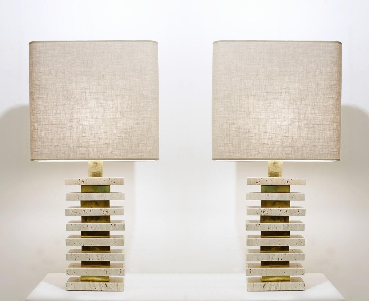 Mid-Century Modern Pair of Italian Travertine and Brass Table Lamps, 1970s 6