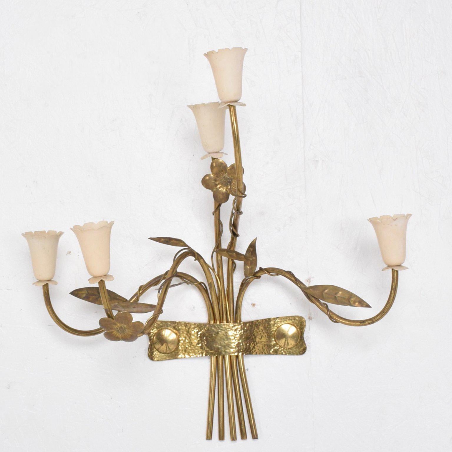 Mid-Century Modern Pair of Italian Wall Sconces Five Arms 2