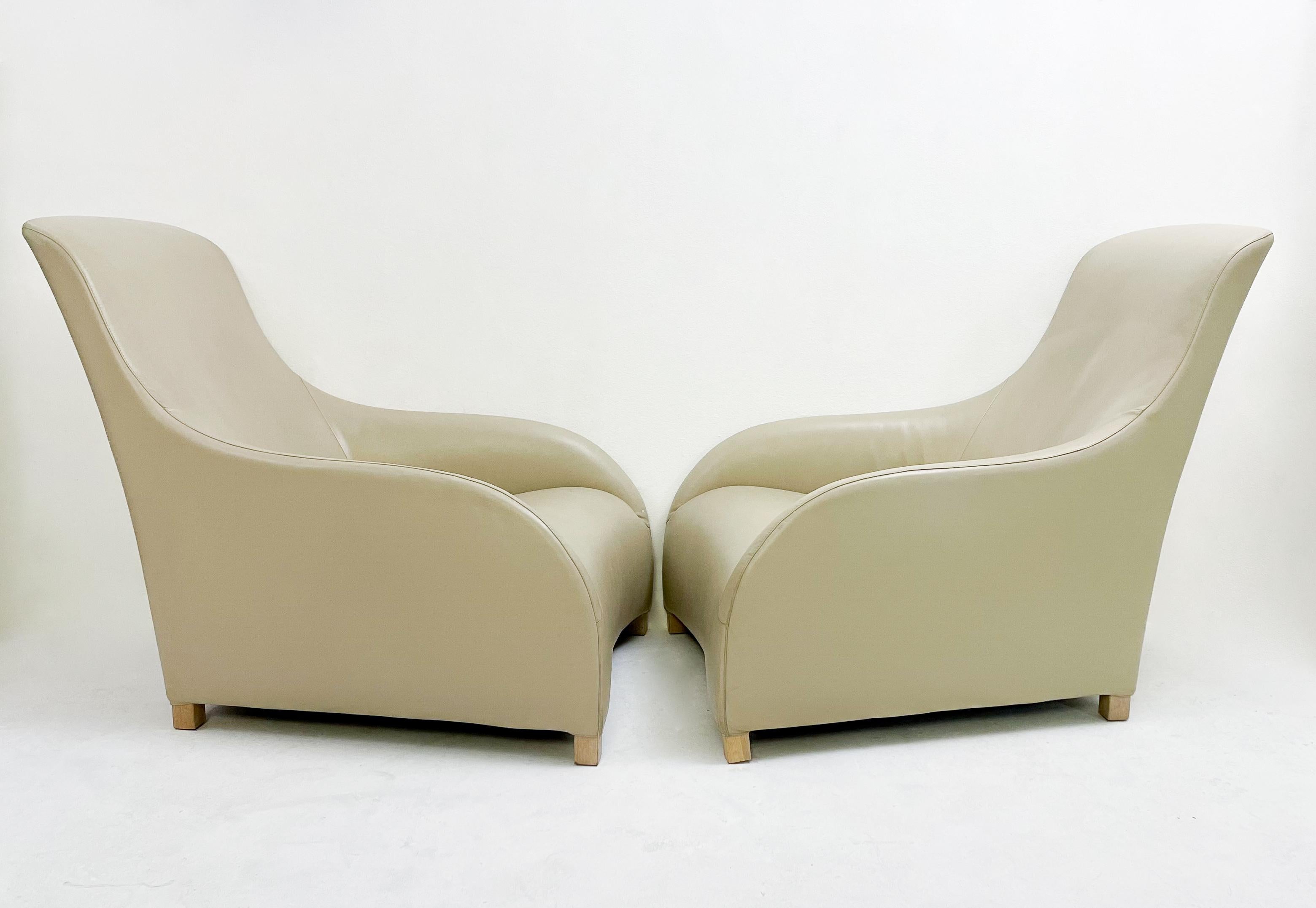 Fin du 20e siècle Paire de fauteuils Kalos de style mi-siècle moderne par Antonio Citterio pour B&B Italia en vente
