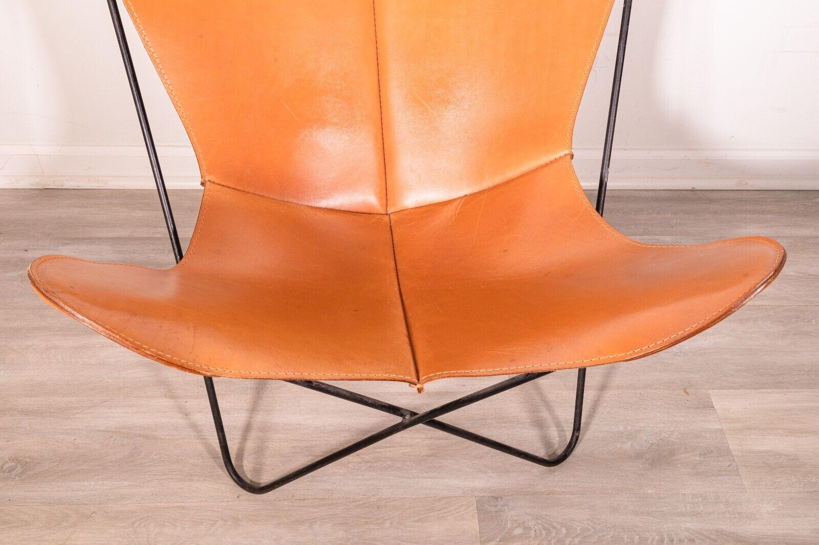 Mid Century Modern Pair of Knoll Leather Cognac Butterfly Chairs 2