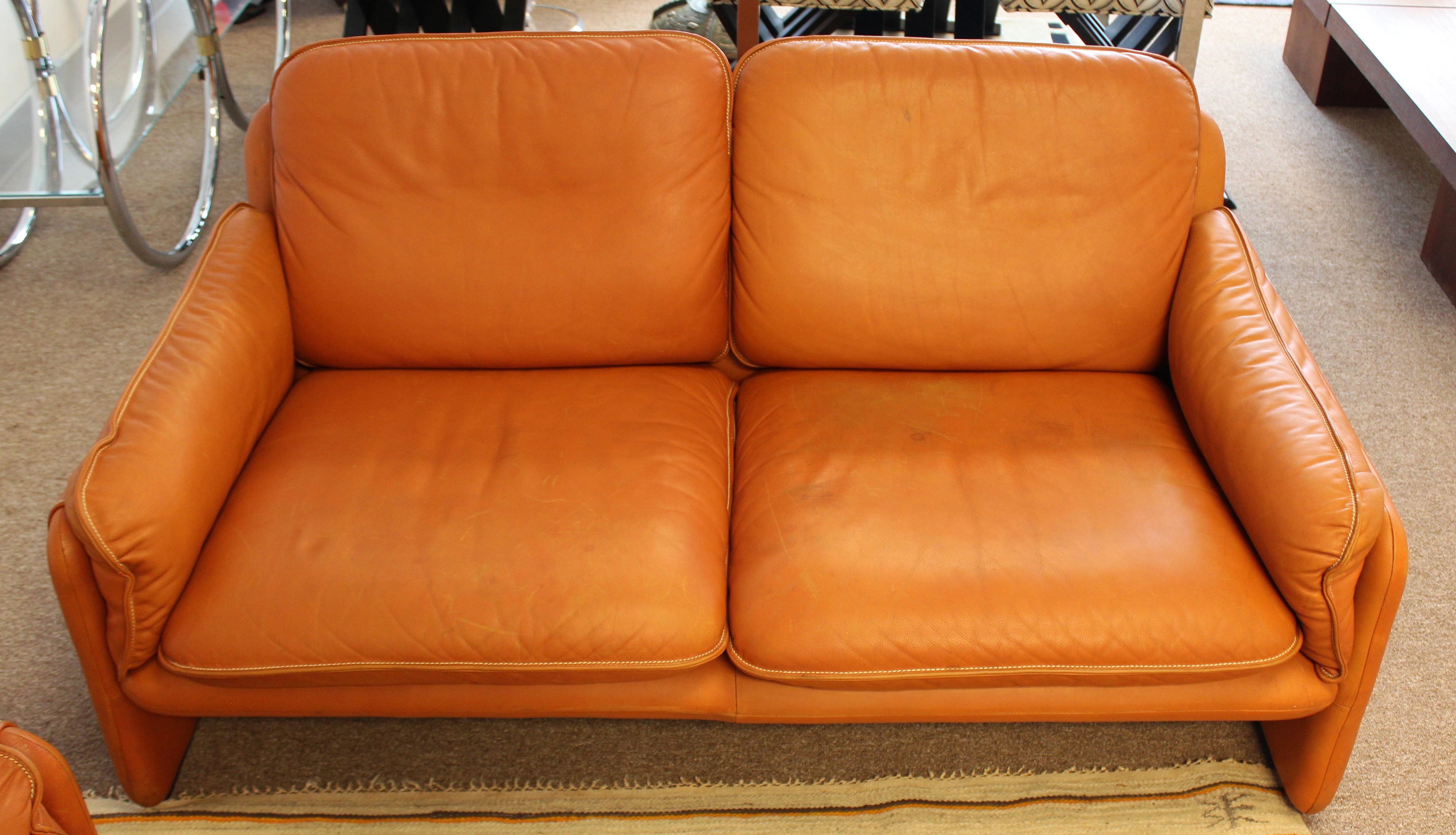 Late 20th Century Mid-Century Modern Pair of Leather Sofa & Loveseat by De Sede, Switzerland 1970s