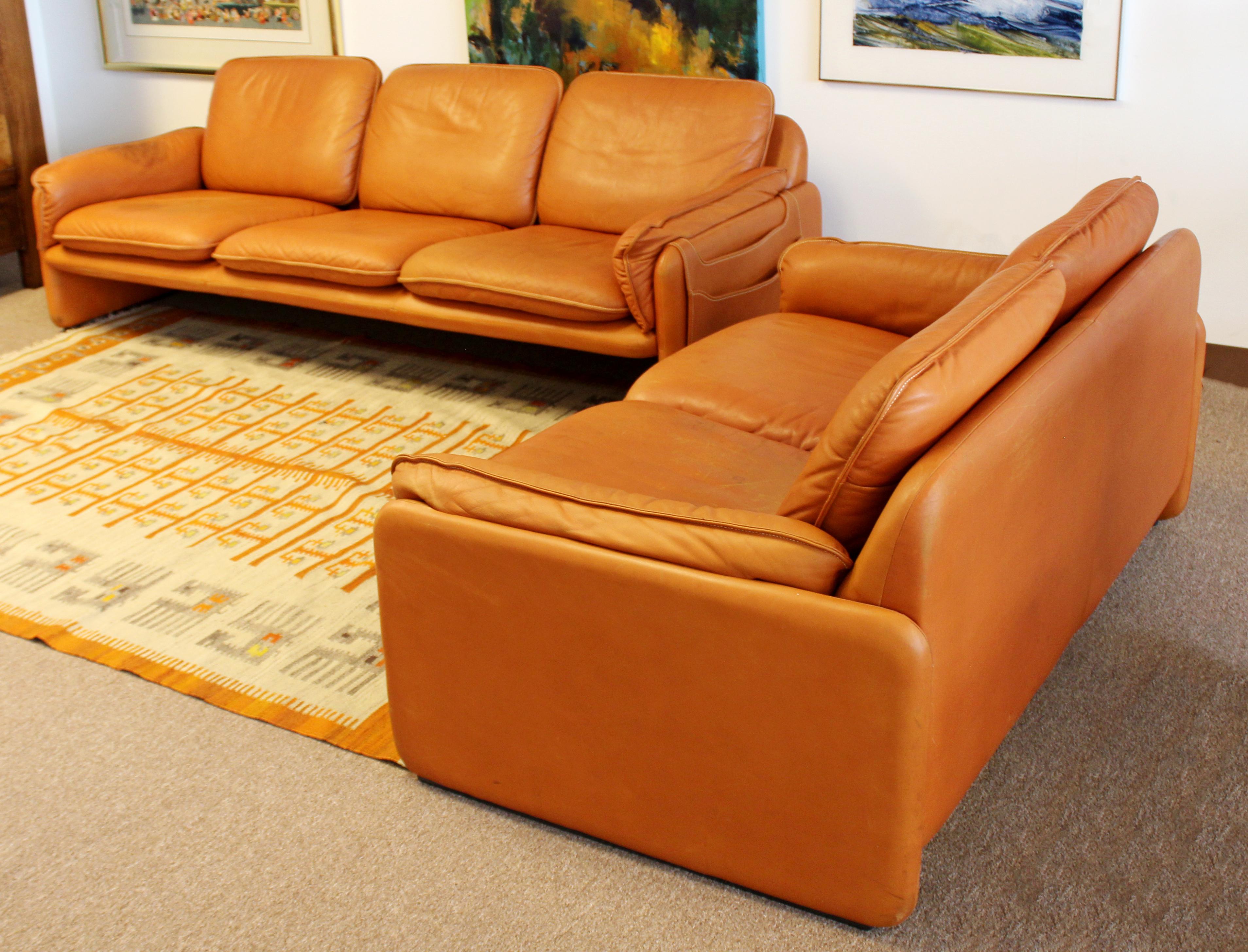 Mid-Century Modern Pair of Leather Sofa & Loveseat by De Sede, Switzerland 1970s 1