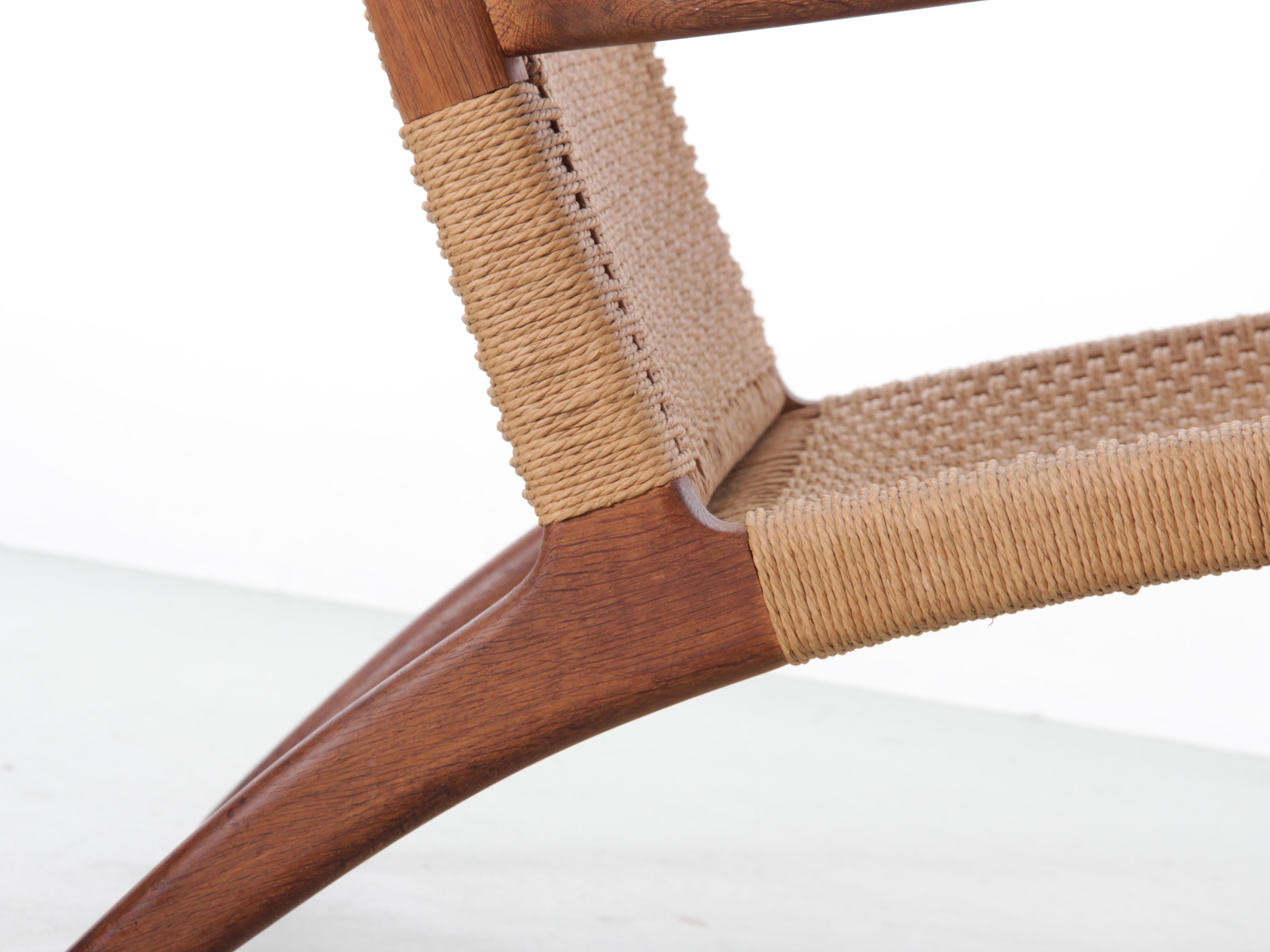 Mid-Century Modern Pair of Lounge Chair CH25 by Hans Wegner 6