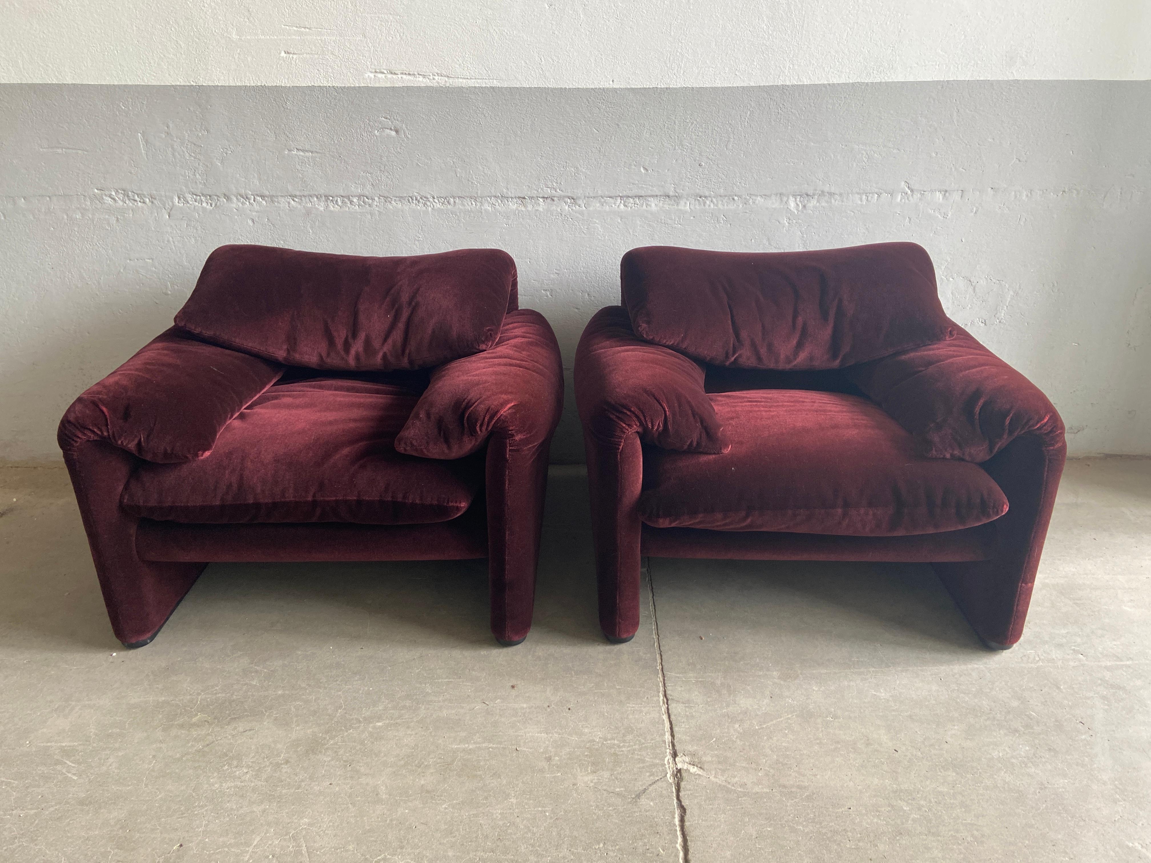 Mid-Century Modern Pair of 