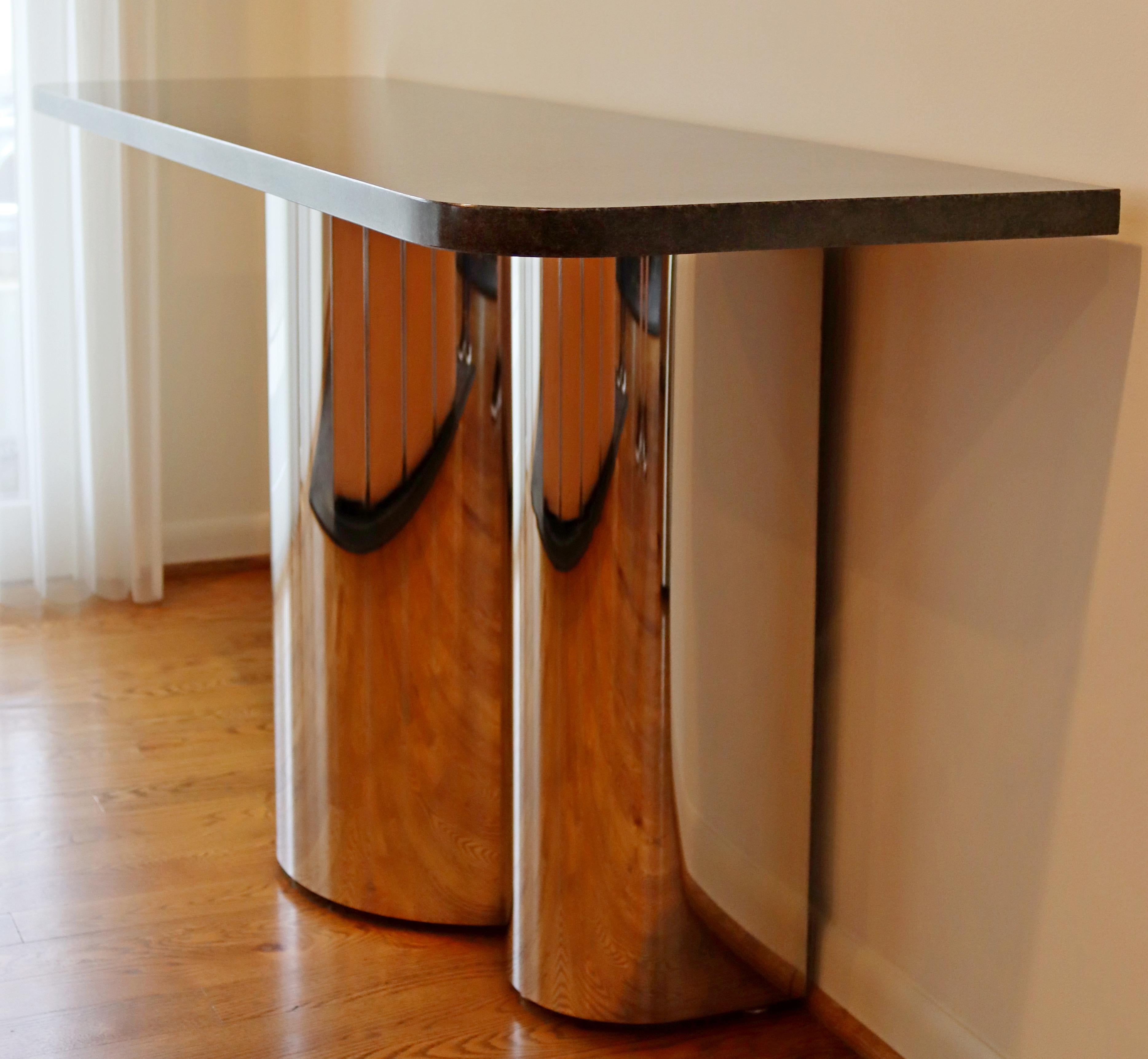 Late 20th Century Mid-Century Modern Pair of Marble on Chrome Rounded Console Tables, 1970s