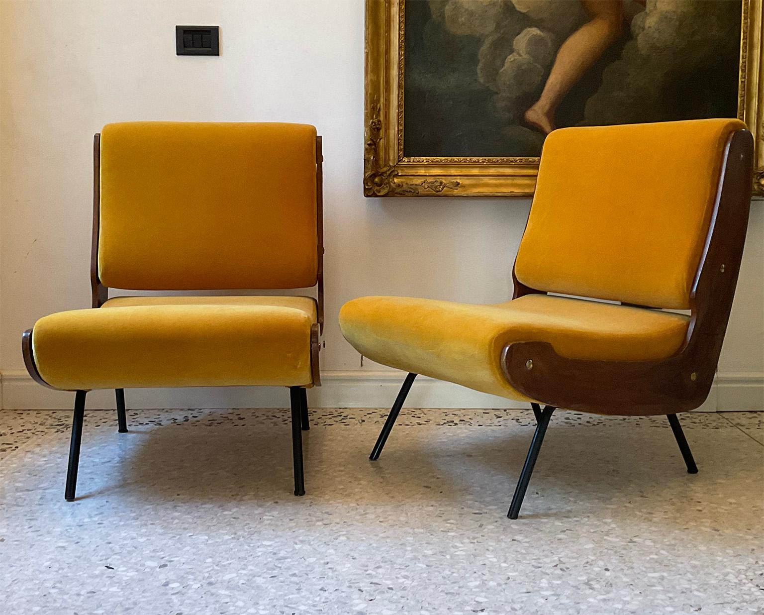 Italian Mid-Century Modern Pair of Mod. 836 Armchairs, G. Frattini Cassina, Milano 1954