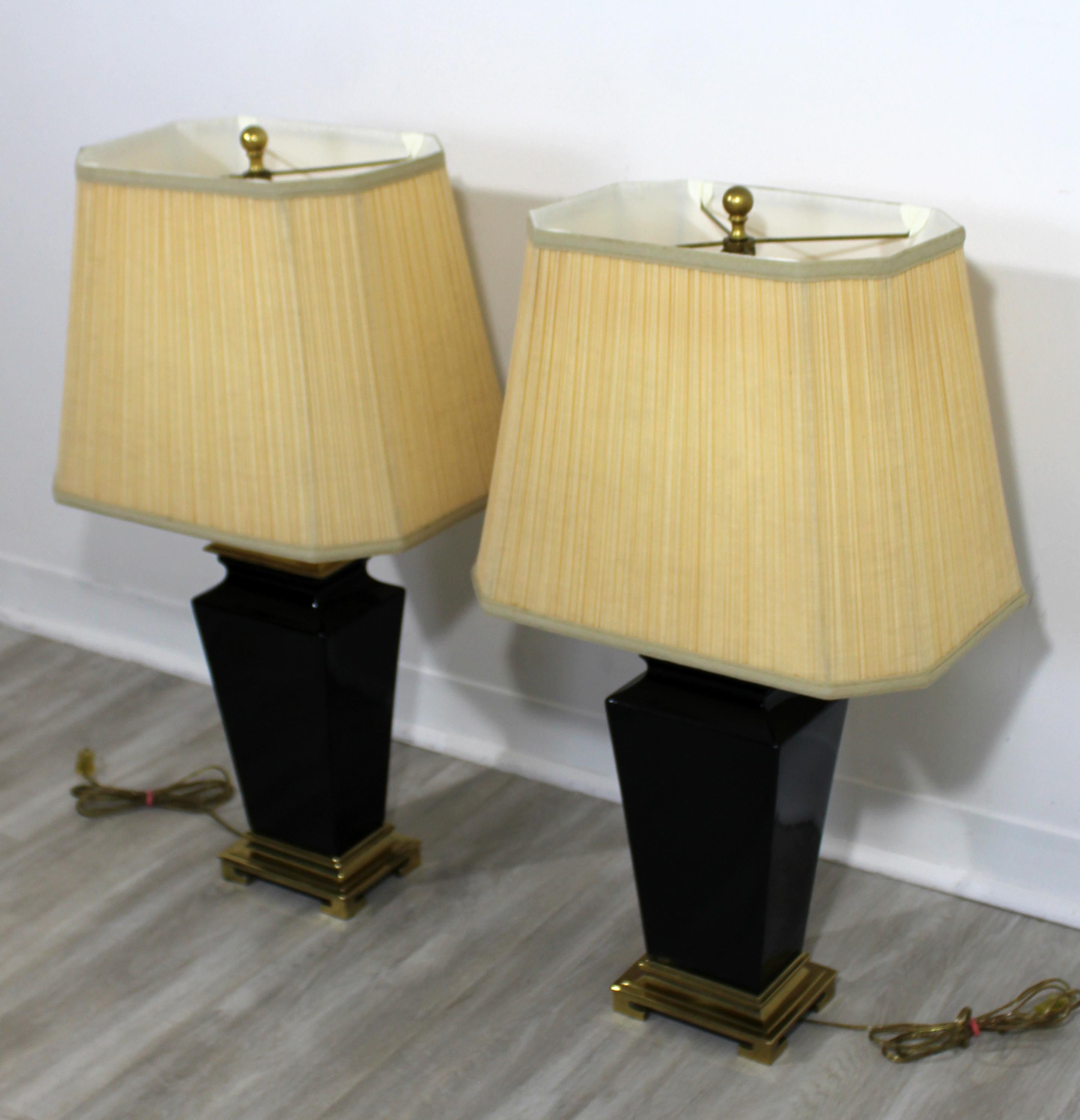 Late 20th Century Mid-Century Modern Pair of Morris Greenspan Asian Ceramic Table Lamps, 1970s