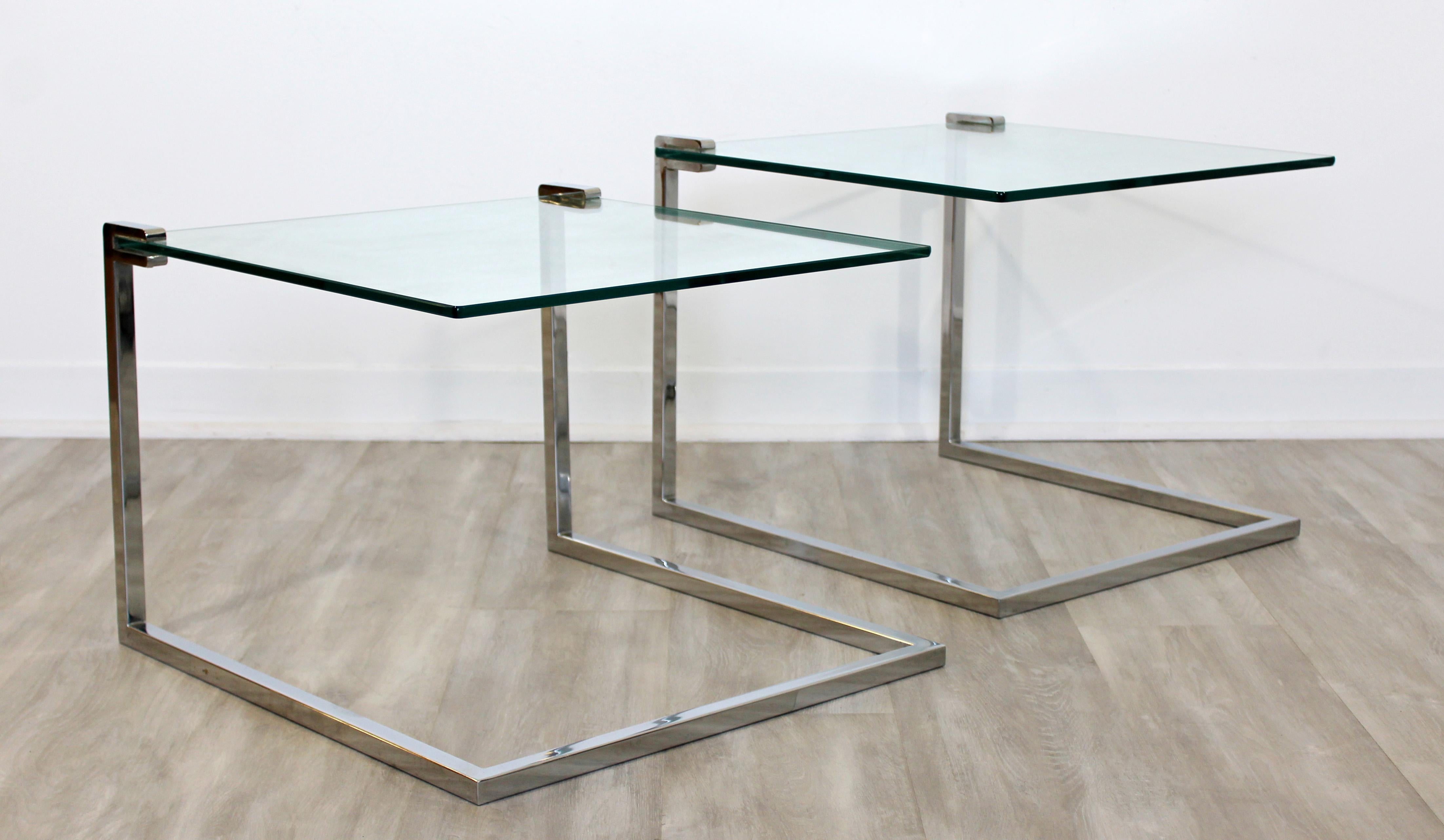Mid-Century Modern Pair of Nesting Side Tables Cantilever Chrome and Glass 1970s In Good Condition In Keego Harbor, MI