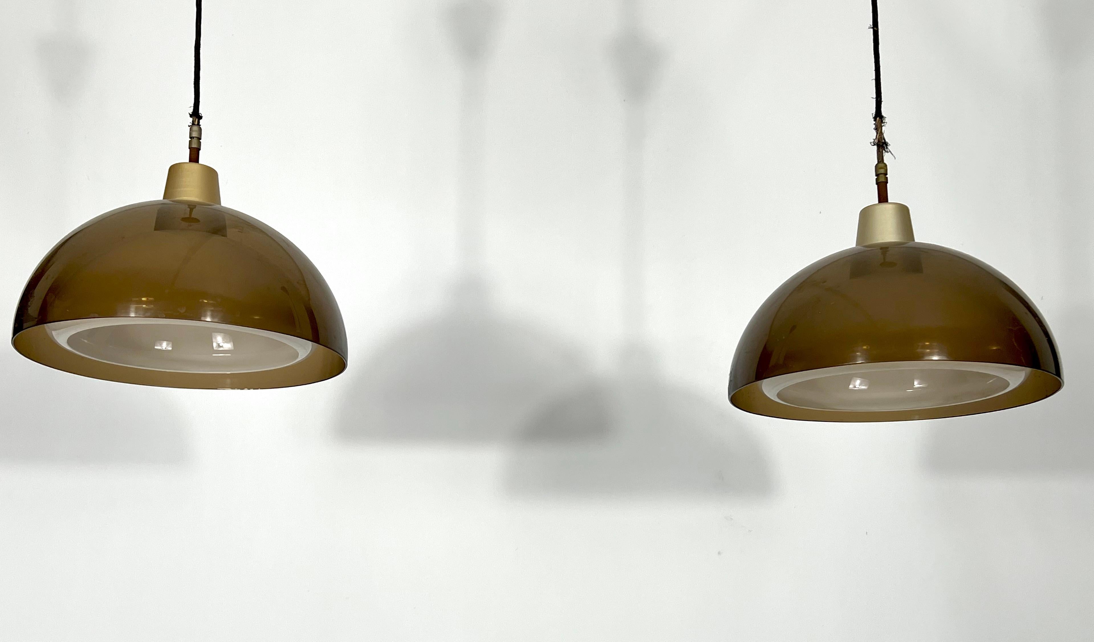 20th Century Mid-Century Modern Pair of Plexiglass Chandelier by Candle For Sale