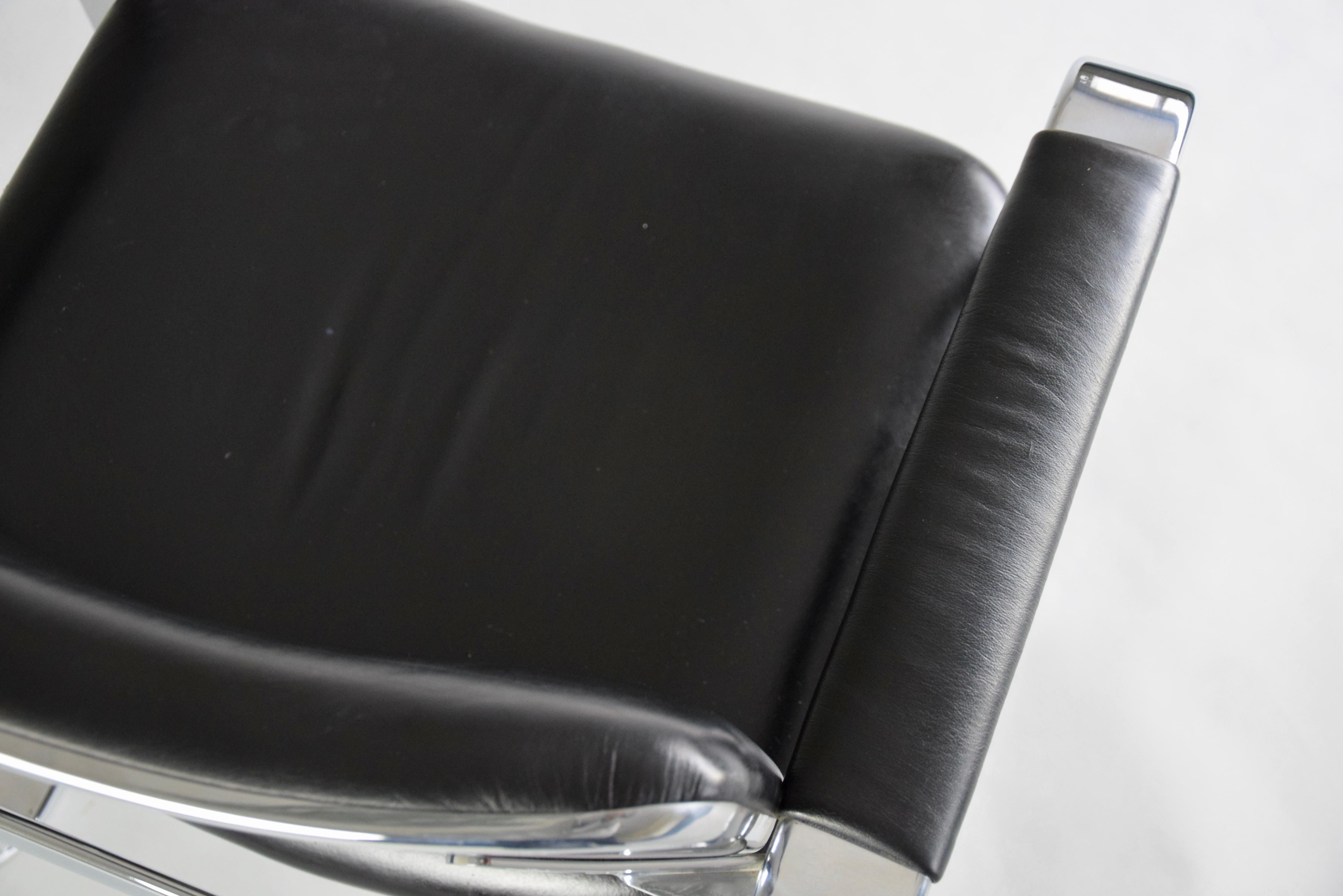 Mid-Century Modern Polished Aluminium and Black Leather Executive Armchairs 4