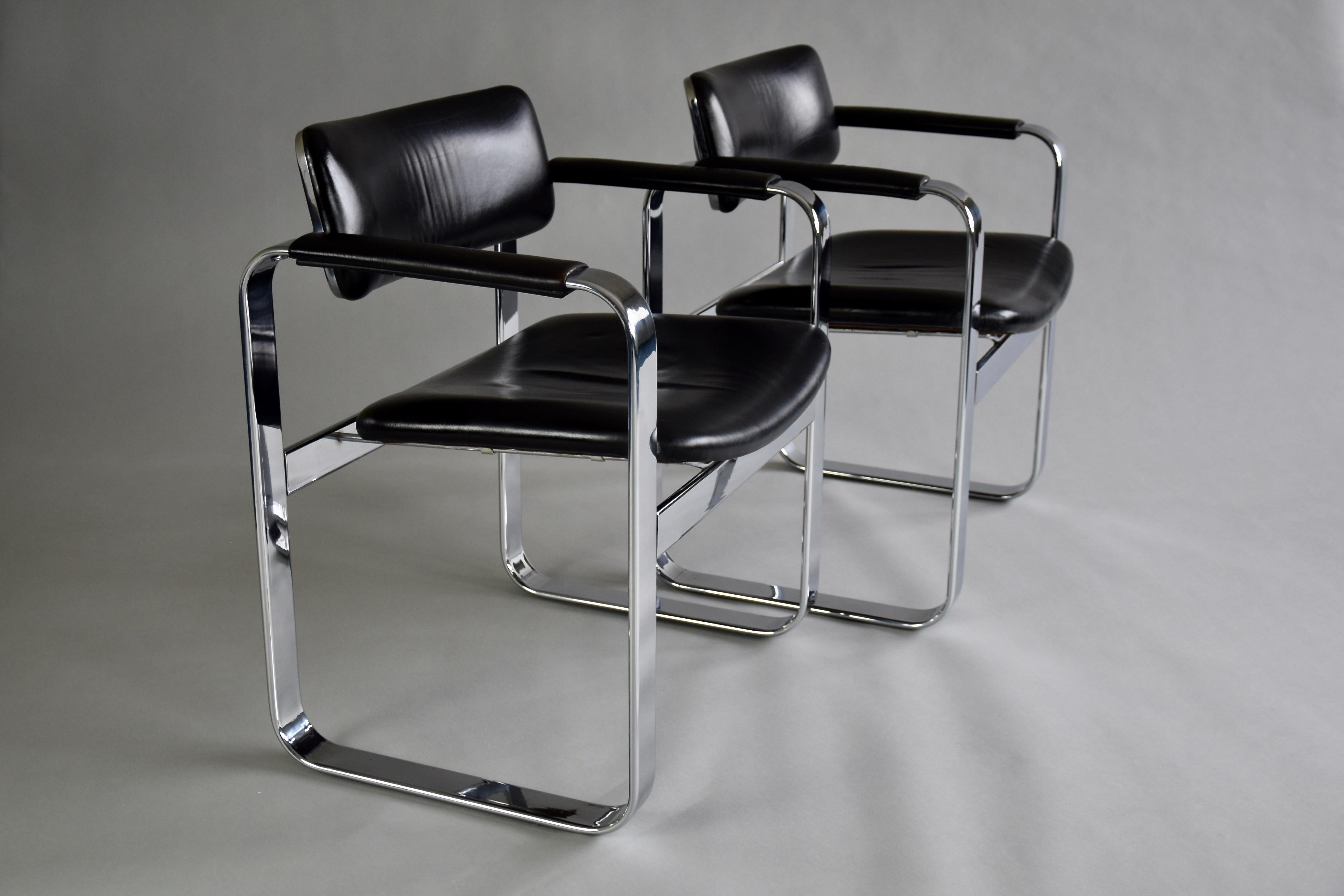 Mid-Century Modern Polished Aluminium and Black Leather Executive Armchairs In Good Condition In Weesp, NL