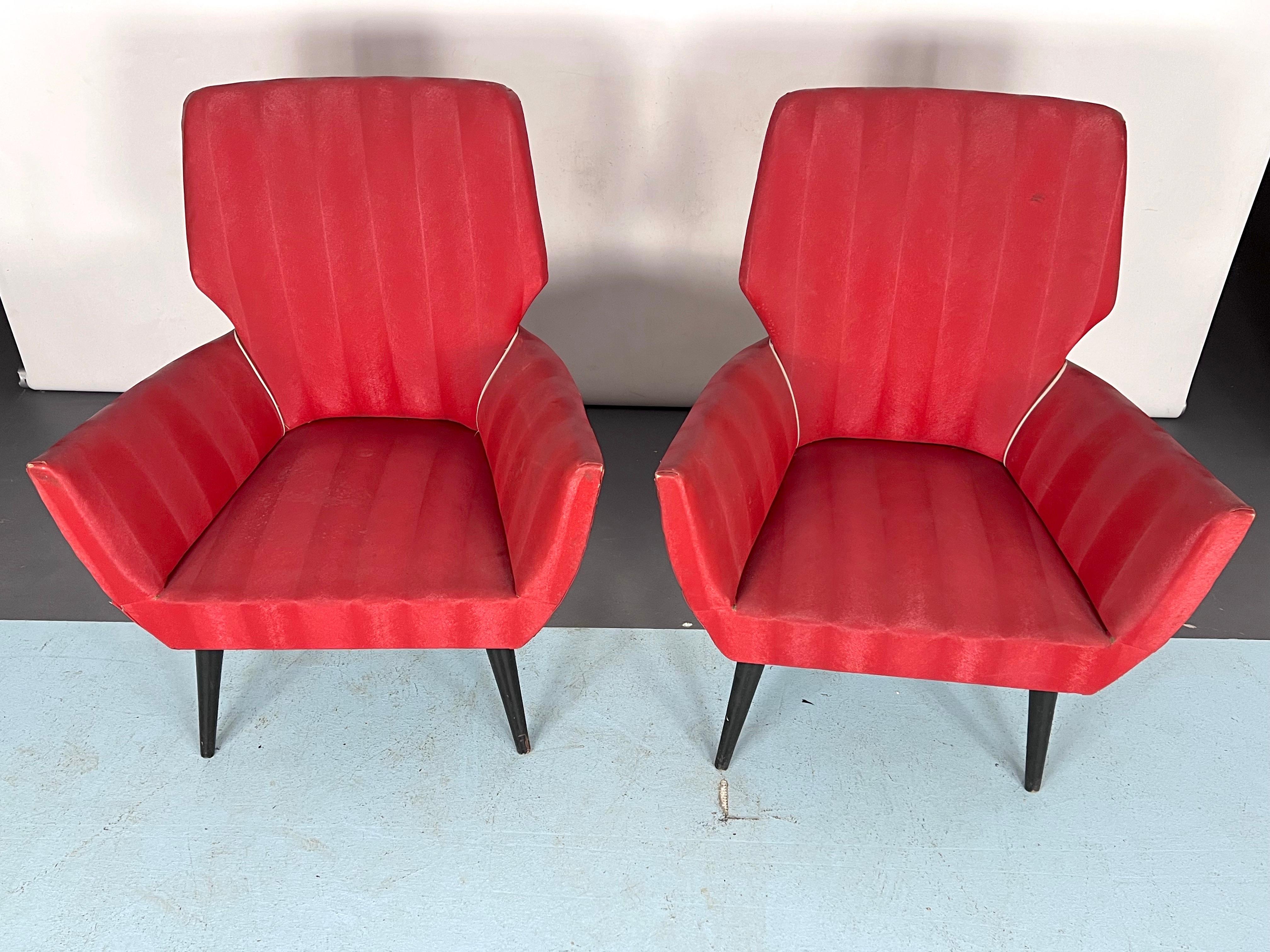 Mid-Century moderno Mid-Century Modern Coppia di poltrone rosse. Italia anni '50 in vendita