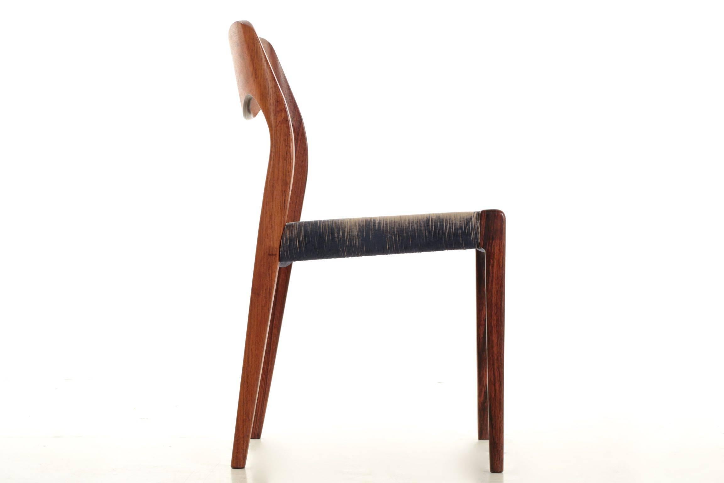Mid-Century Modern Pair of Rosewood Side Chairs Niels Møller for J.L. Møller In Good Condition In Shippensburg, PA