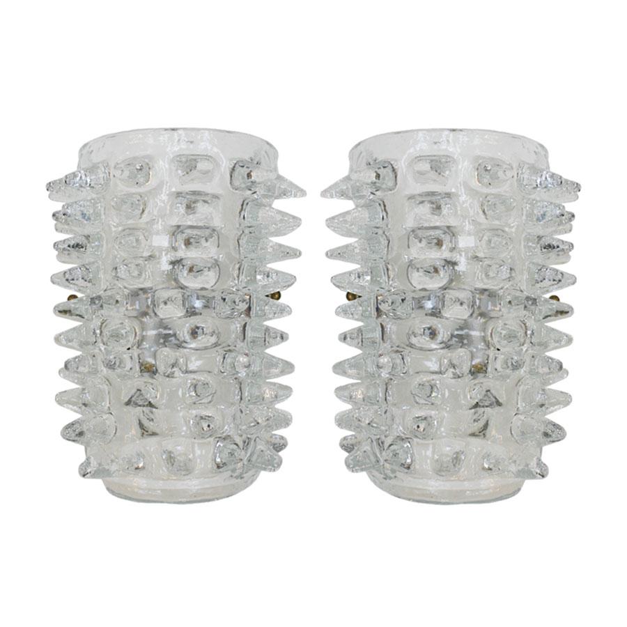 Coppia di bellissime applique italiane in vetro trasparente di Murano realizzate a mano con la tecnica dei 