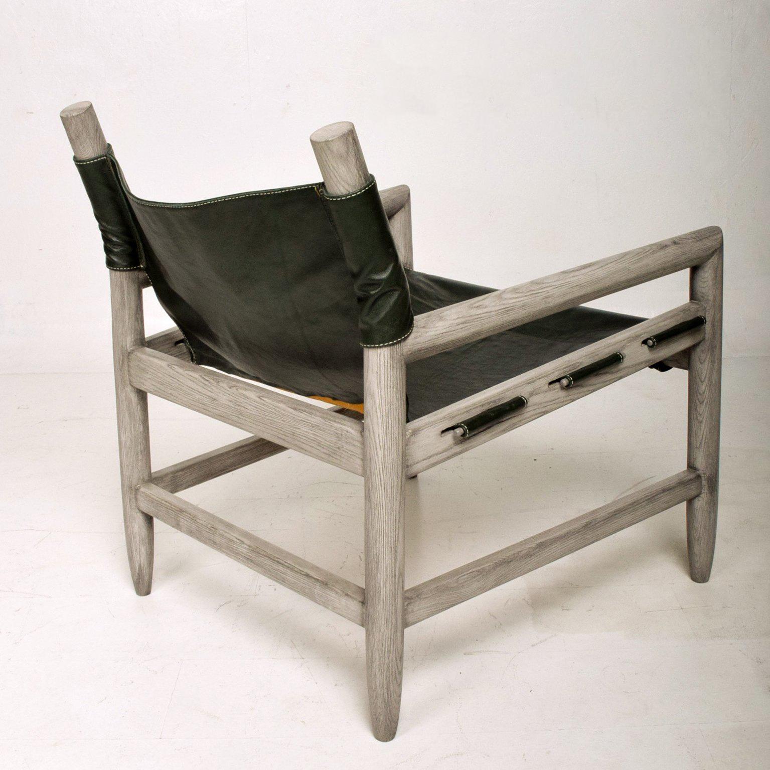 Late 20th Century Mid Century Modern Pair of Safari Lounge Chairs