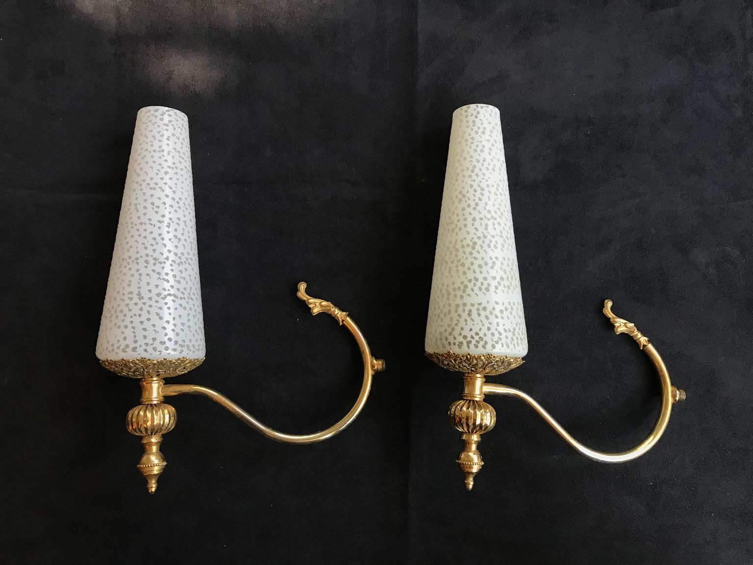 Mid-Century Modern Pair of Sconces, France, 1950 2