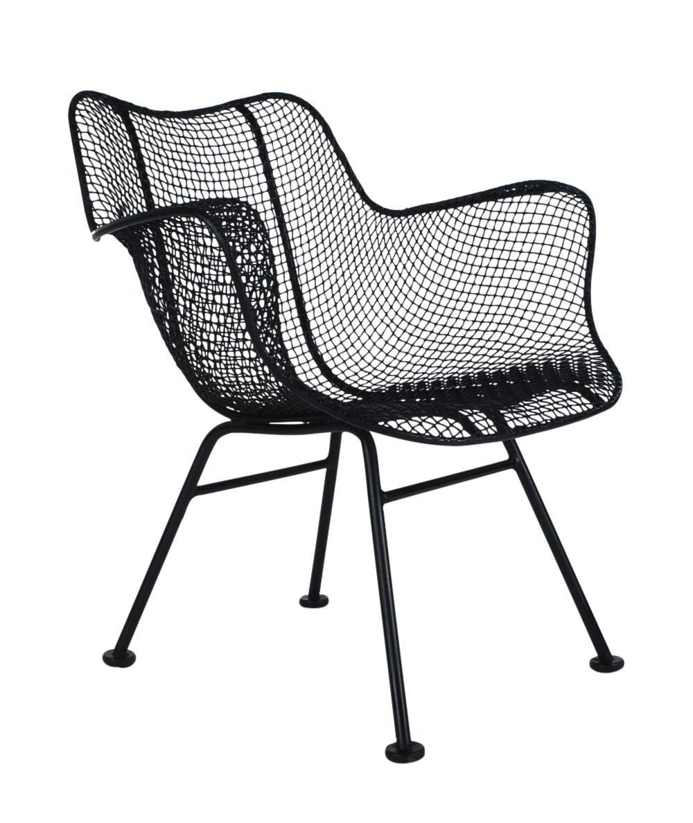 A beautiful matching set of sculpture wire lounge chairs designed by Russell Woodard in the 1950s. Suited for outdoor patio or inside use. The feature galvanized steel construction which is sculpted in an ergonomic form.