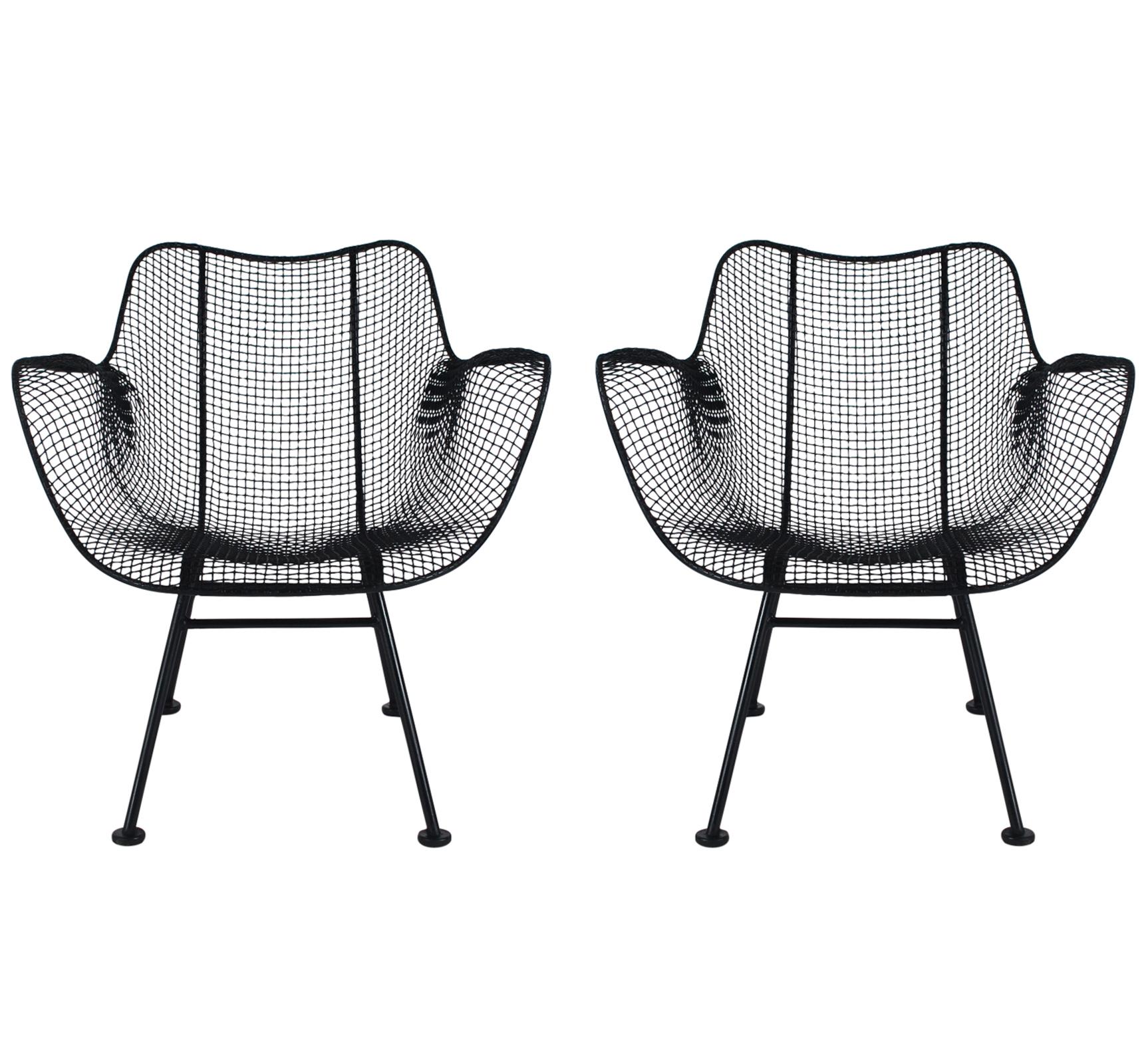 Mid-Century Modern Pair of Sculptural Patio Wire Lounge Chairs, Russell Woodard