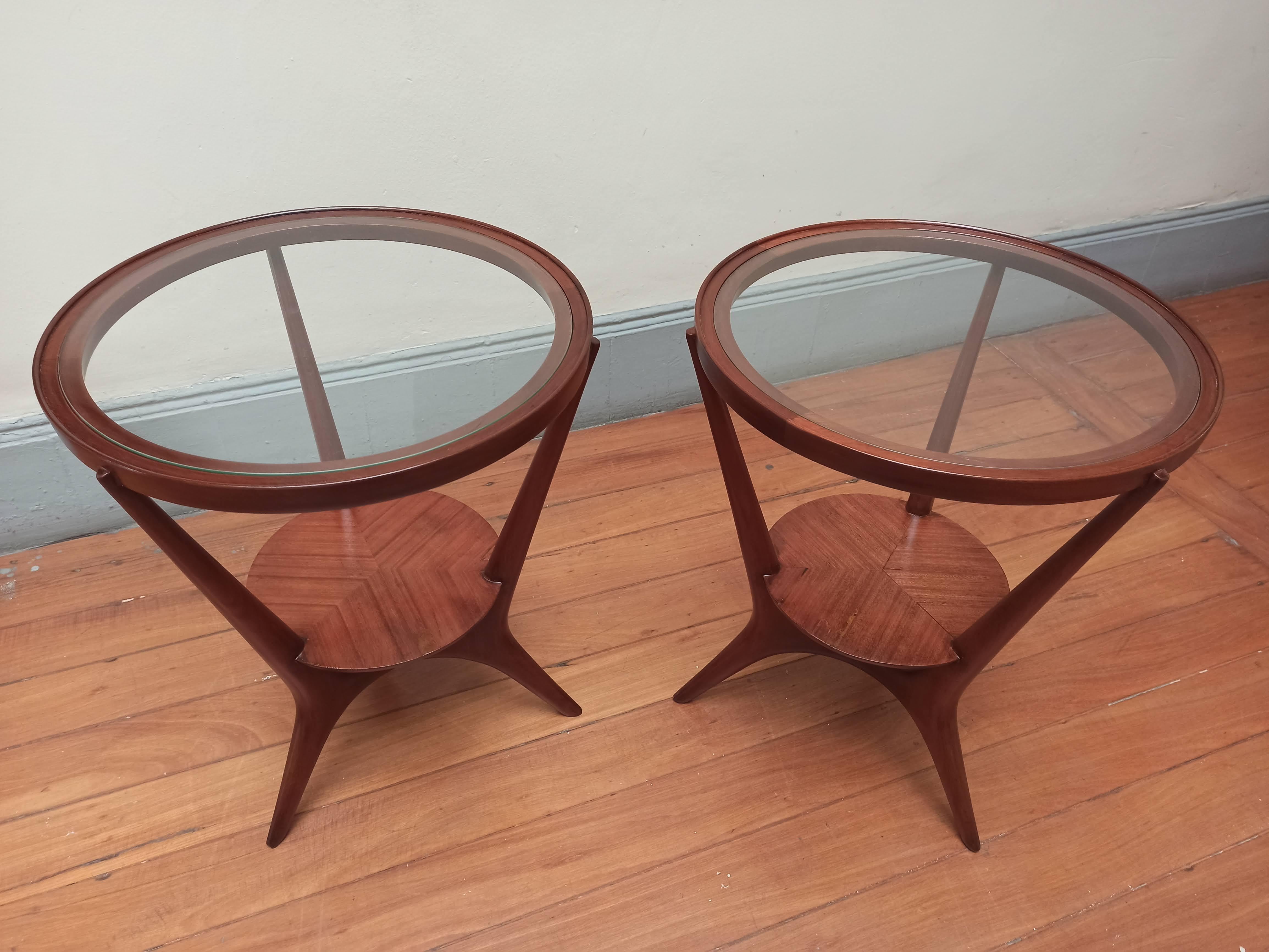 Mid-Century Modern Pair of Side Tables by Giuseppe Scapinelli, Brazil 1960s

Pair of two-story side tables by Giuseppe Scapinelli manufactured in the 60's in Brazil.
Structured in wood with a nested glass top, this piece features the designer's