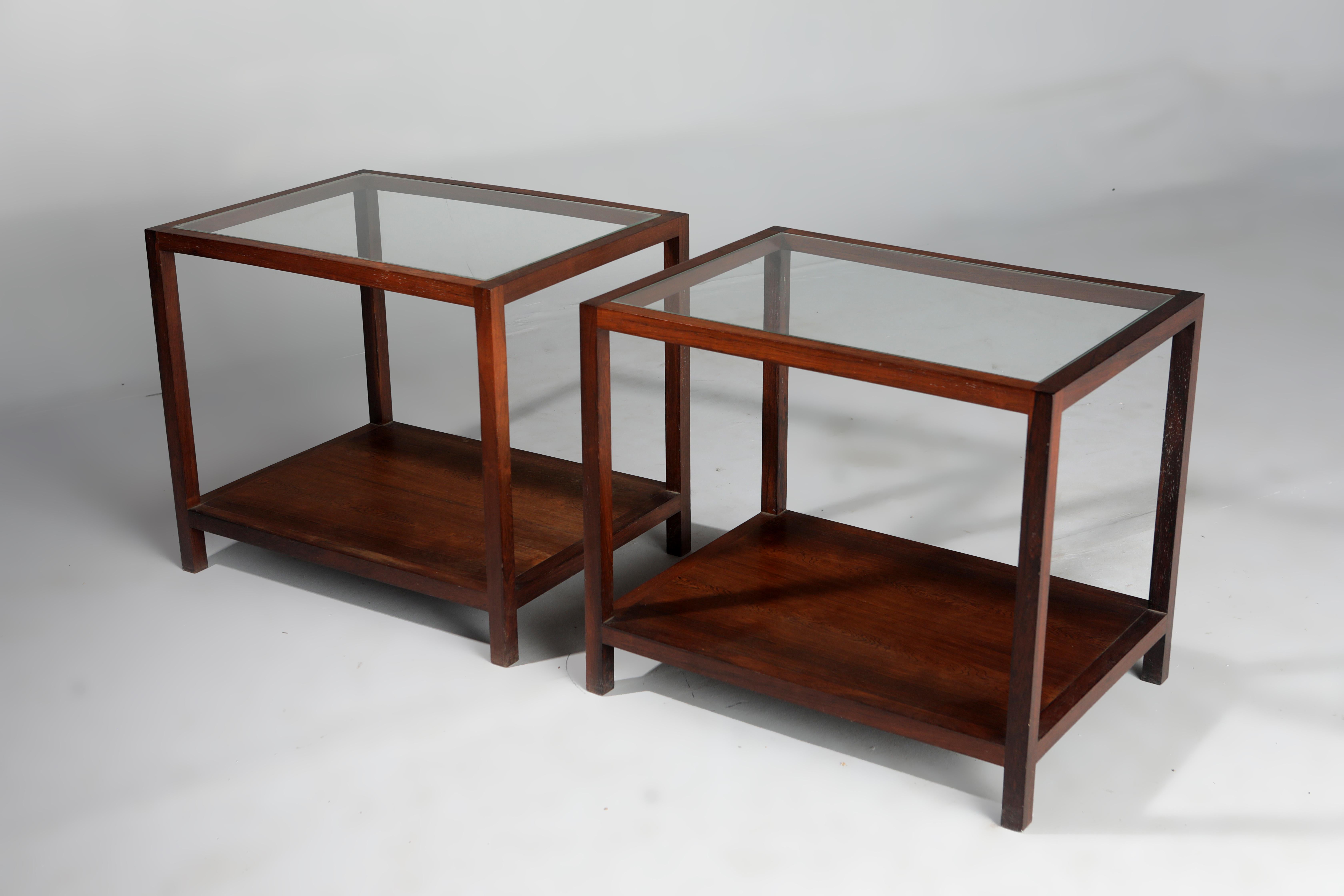 Mid-Century Modern Pair of Side Tables by Joaquim Tenreiro, Brazil, 1960s

Side tables designed by the renowned Brazilian designer, Joaquim Tenreiro, crafted during the mid-20th century, and exemplifies the clean lines and understated elegance that