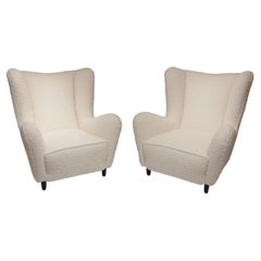 Mid-Century Modern Pair of Solid Wood White Bloucle Armchairs, Italy, 1950