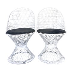 Mid-Century Modern Pair of Spun Fiberglass Slipper Chairs by Russell Woodard