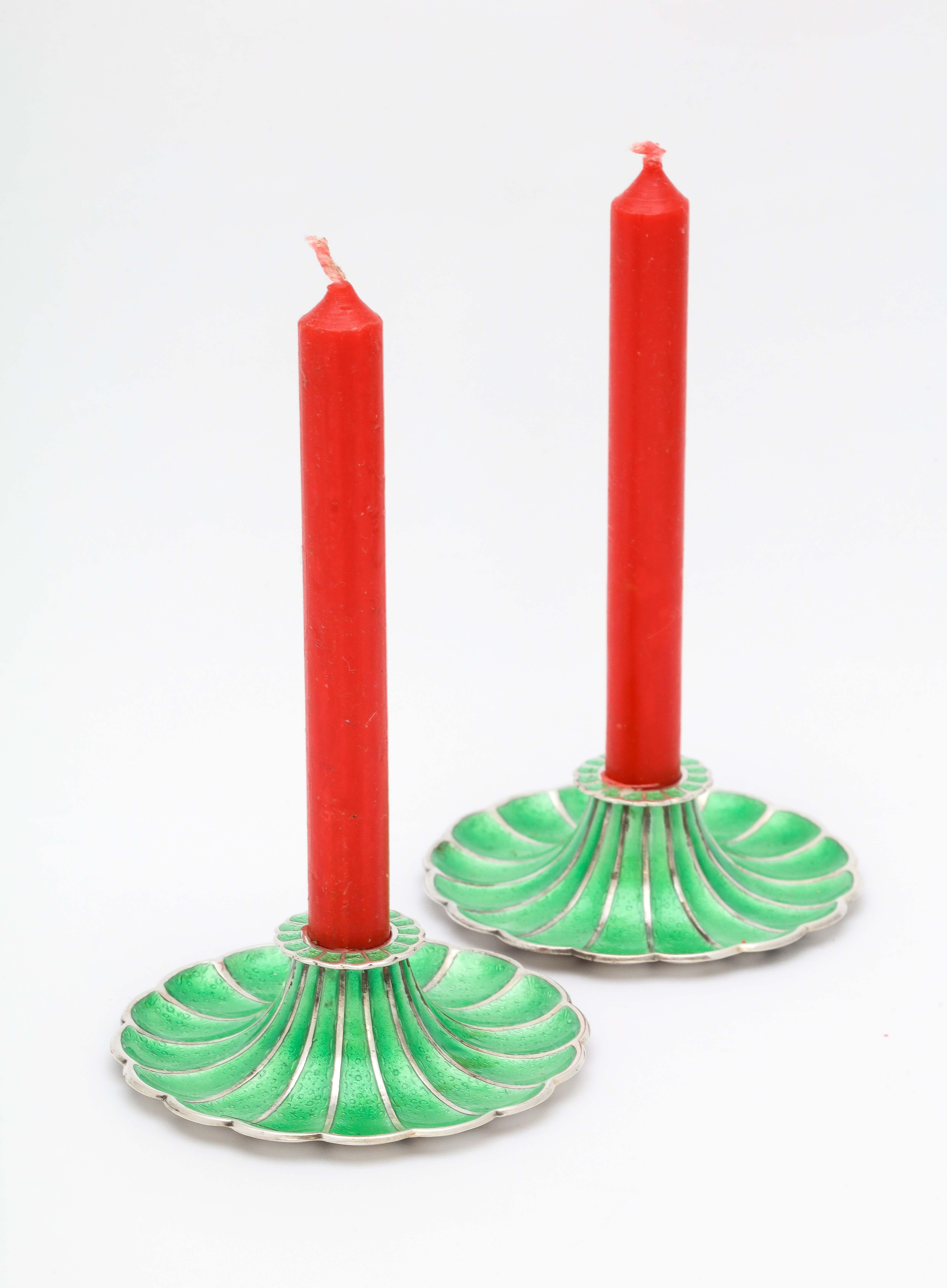 Mid-20th Century Mid-Century Modern Pair of Sterling Silver and Green Enamel Candlesticks