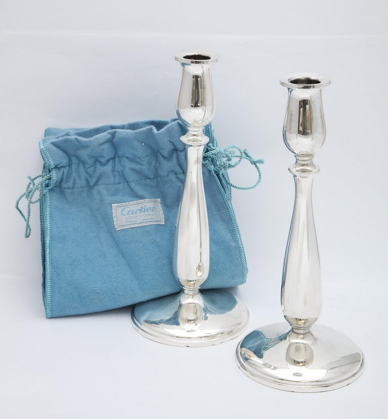 Mid-Century Modern Pair of Sterling Silver Candlesticks In Good Condition For Sale In New York, NY