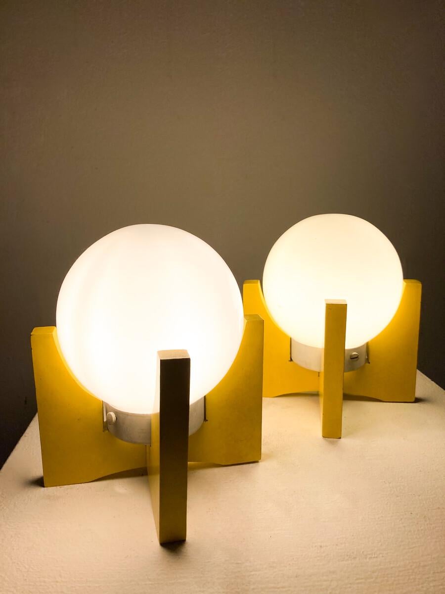 Mid-Century Modern Pair of Table Lamps In Good Condition For Sale In Brussels, BE