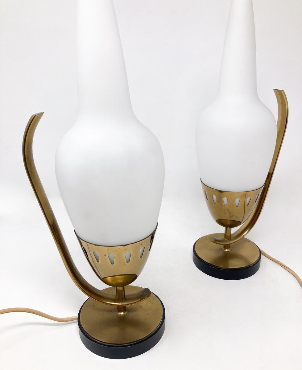 Mid-Century Modern Pair of Table Lamps Model 12915 by Angelo Lelii, Opaline and Brass, Italy, 1960's