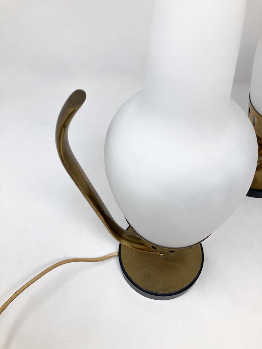 Brass Mid-Century Modern Pair of Table Lamps Model 12915 by Angelo Lelii For Sale