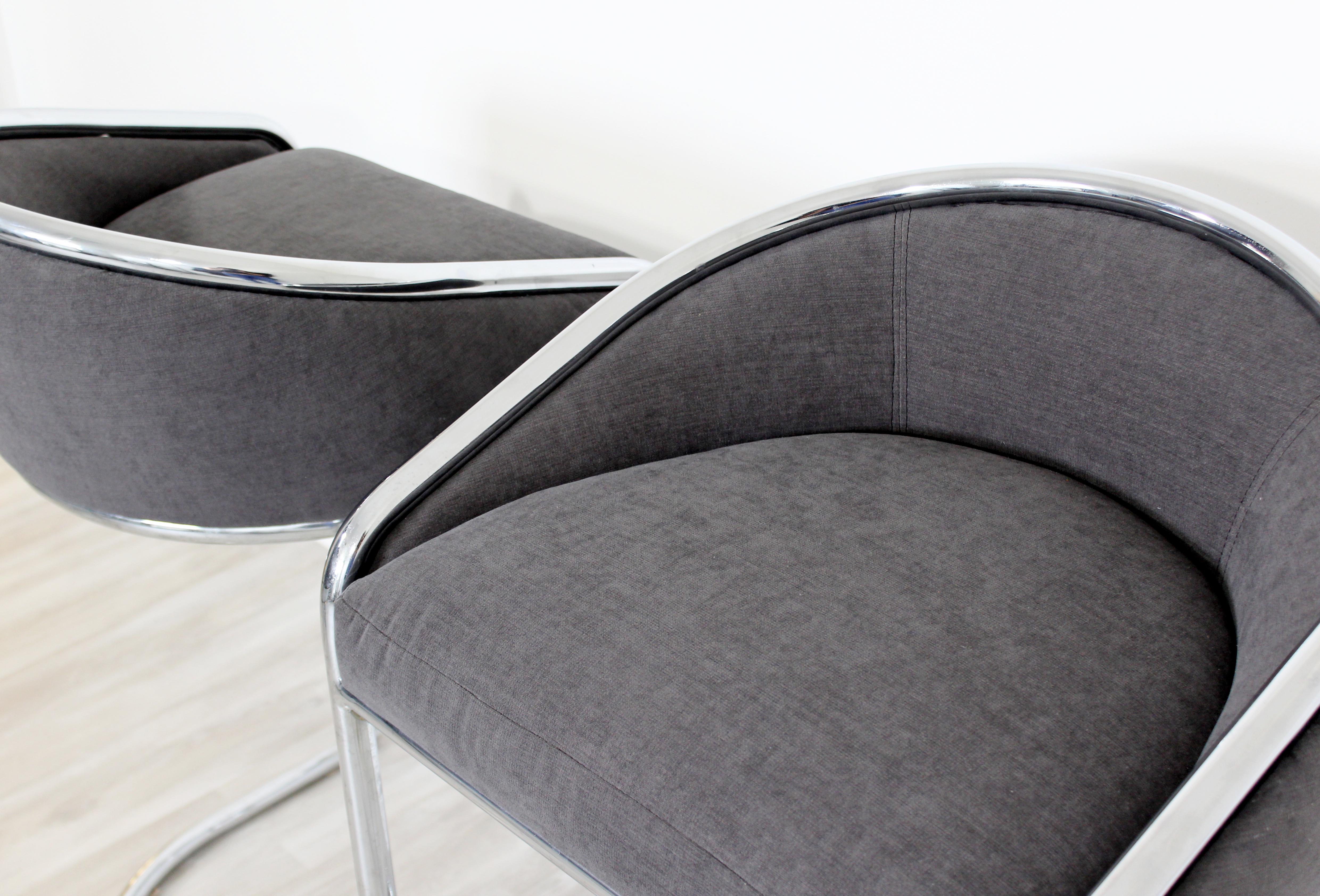 Mid-Century Modern Pair of Tall Chrome Plush Bar Stools Thonet, 1970s 1