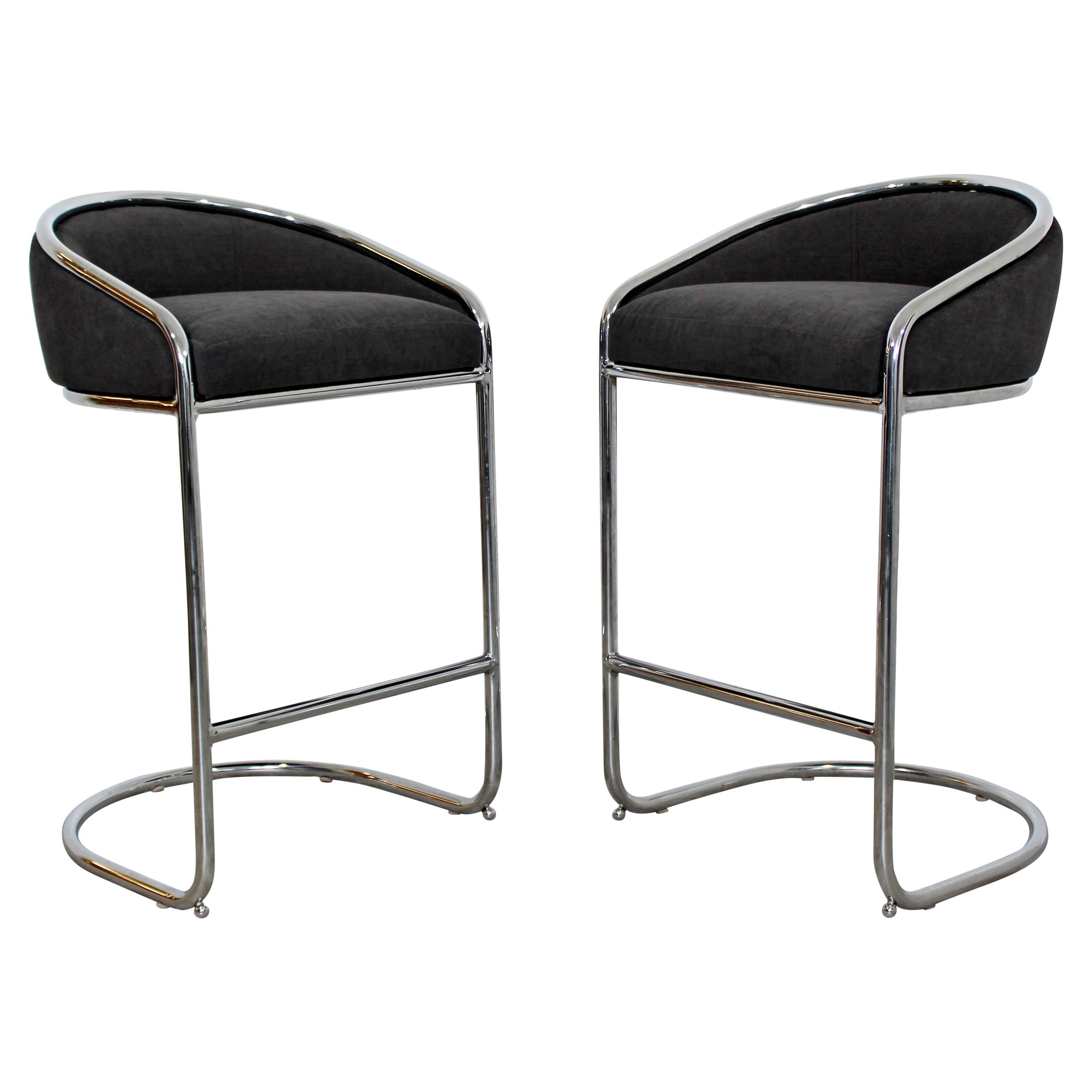 Mid-Century Modern Pair of Tall Chrome Plush Bar Stools Thonet, 1970s