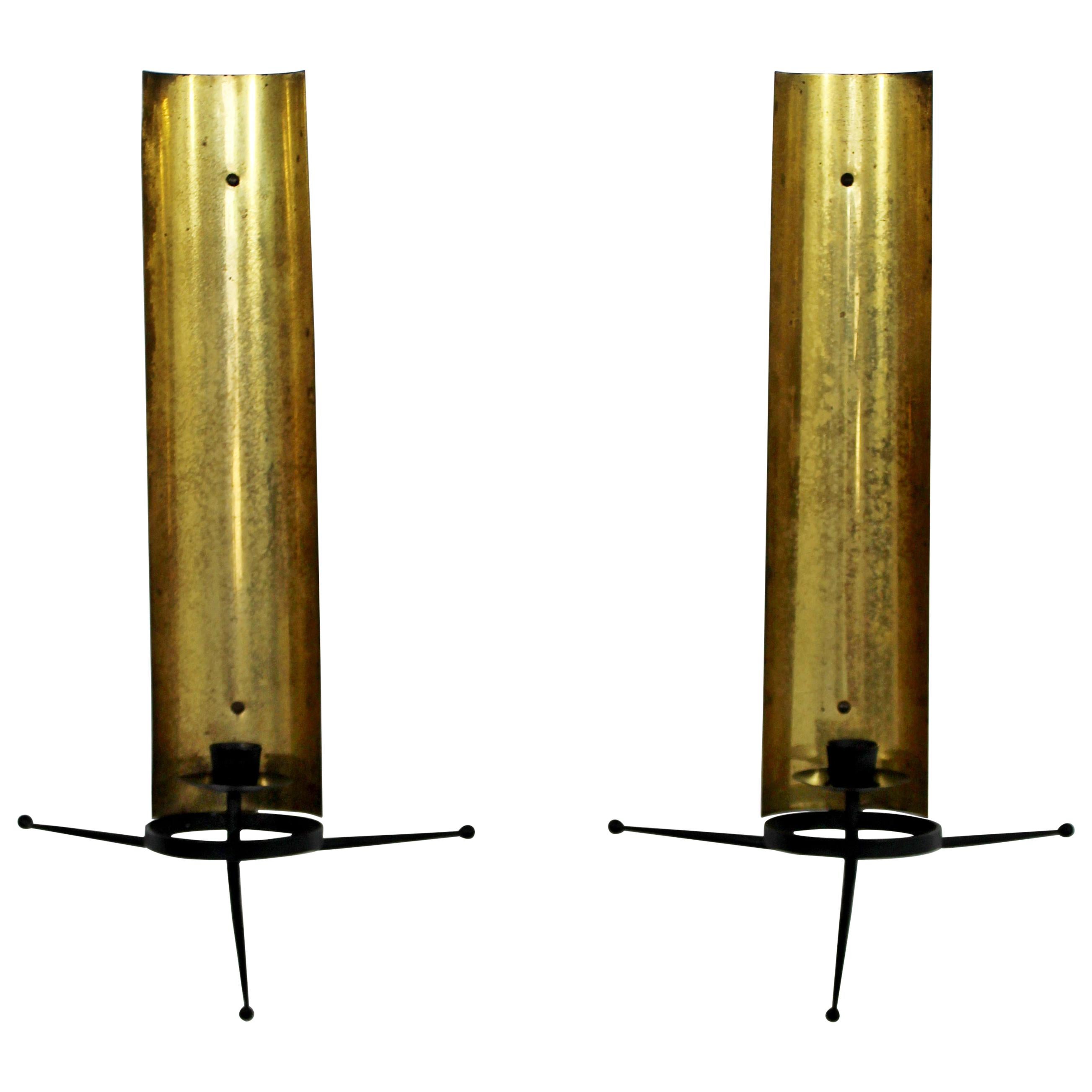 Mid-Century Modern Pair of Tony Paul Brass and Black Metal Wall Sconces, 1950s
