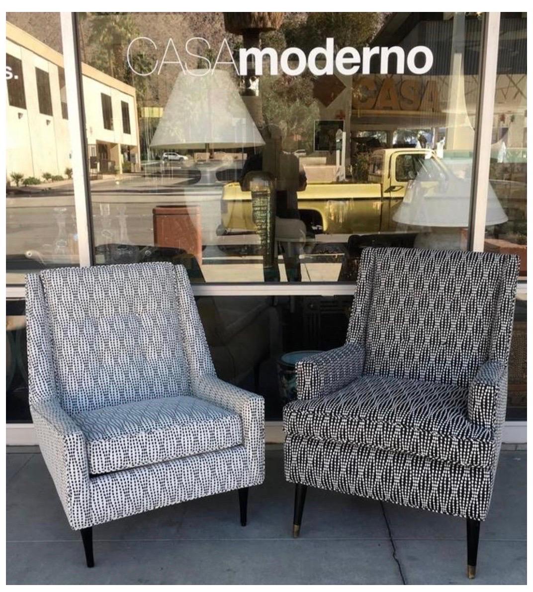 Hand-Crafted  Pair of Mid-Century Modern Lounge Chairs New Black/White Geometric Fabric For Sale