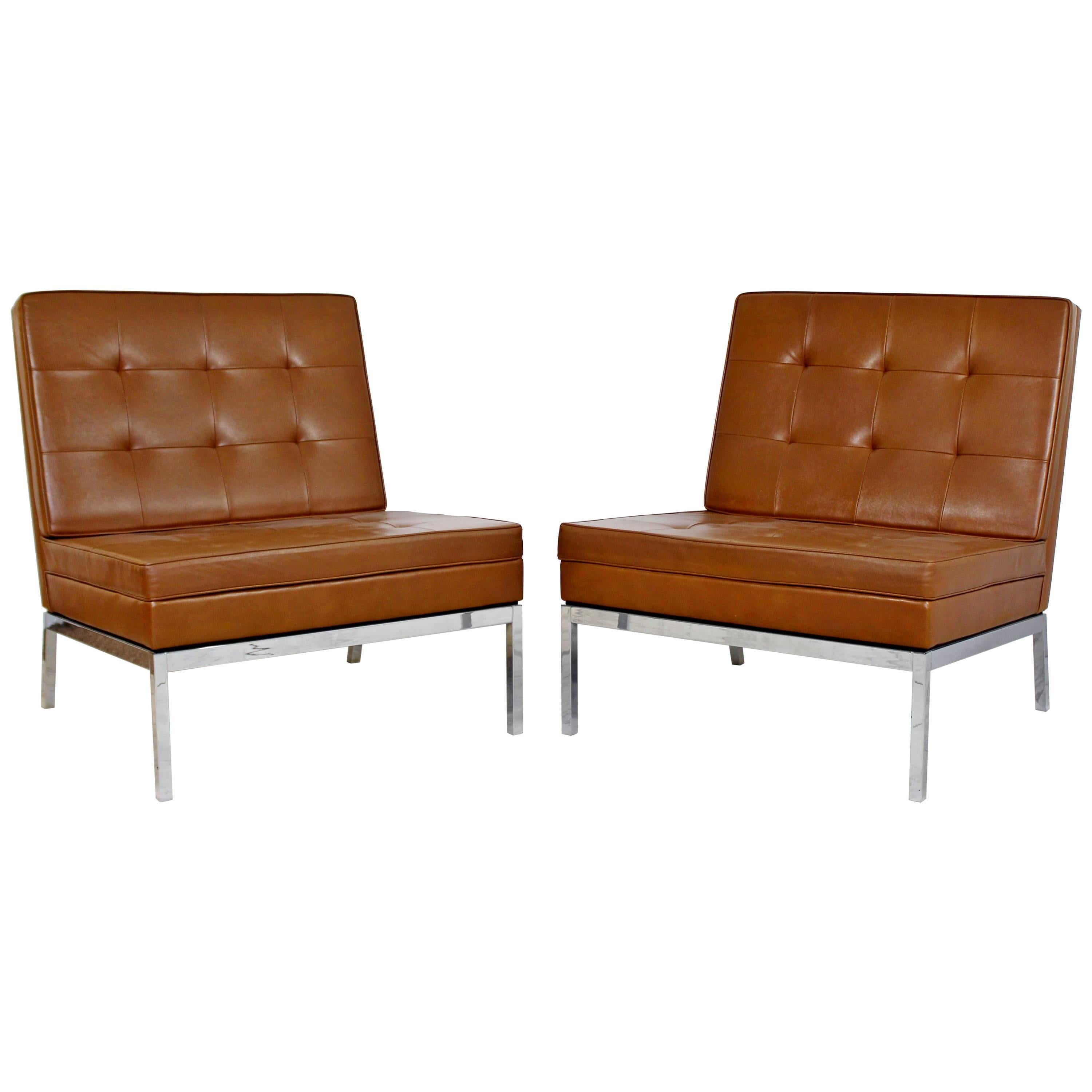 Paire de chaises pantoufles Knoll en cuir chromé de style moderne du milieu du siècle dernier, modèle n° 65