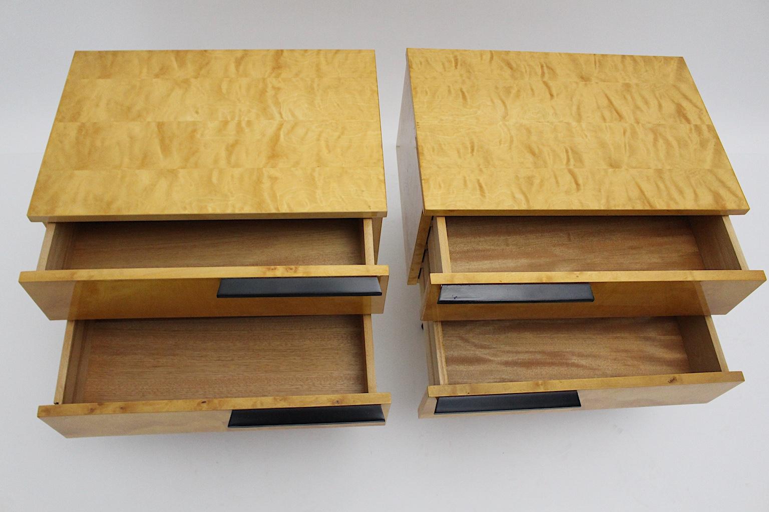 Mid-Century Modern Vintage Maple Tree Nightstands Pair Duo 1970s, Italy In Good Condition For Sale In Vienna, AT