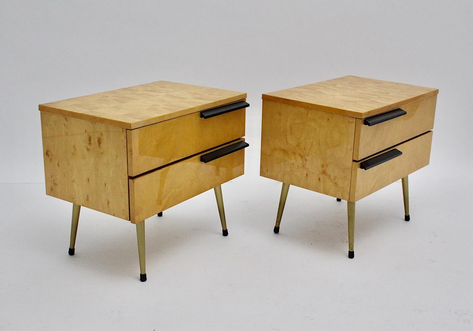 Late 20th Century Mid-Century Modern Vintage Maple Tree Nightstands Pair Duo 1970s, Italy For Sale