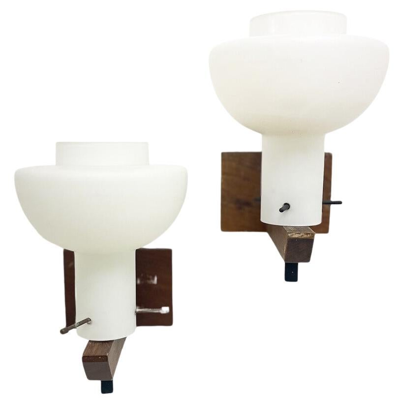 Mid-Century Modern Pair of Wall Light, Wood and Opaline, 1970s For Sale