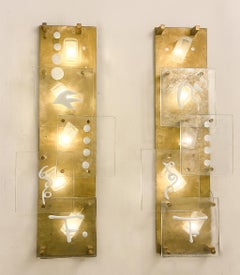 Pareja de apliques modernos de mediados de siglo, cristal y latón, Italia
