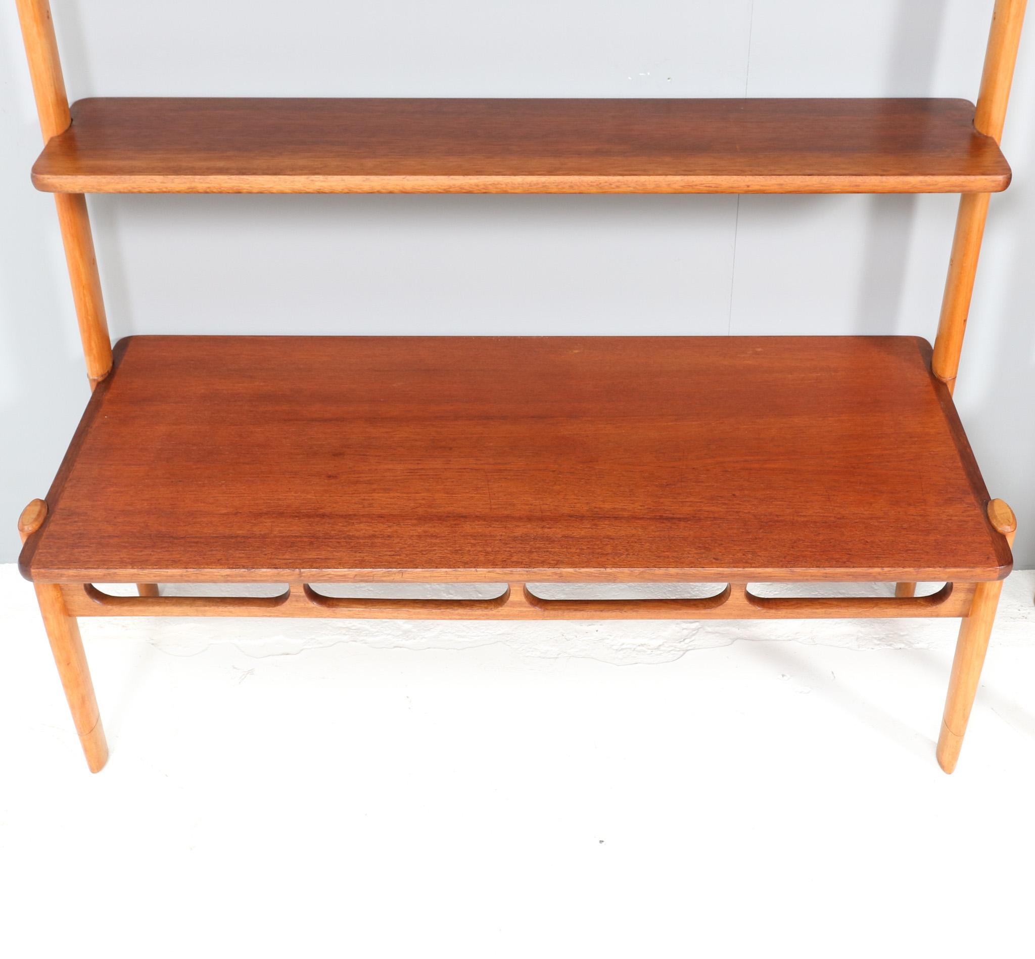 Mid-Century Modern Pair of Wall Units by William Watting for Scanflex, 1960s For Sale 1
