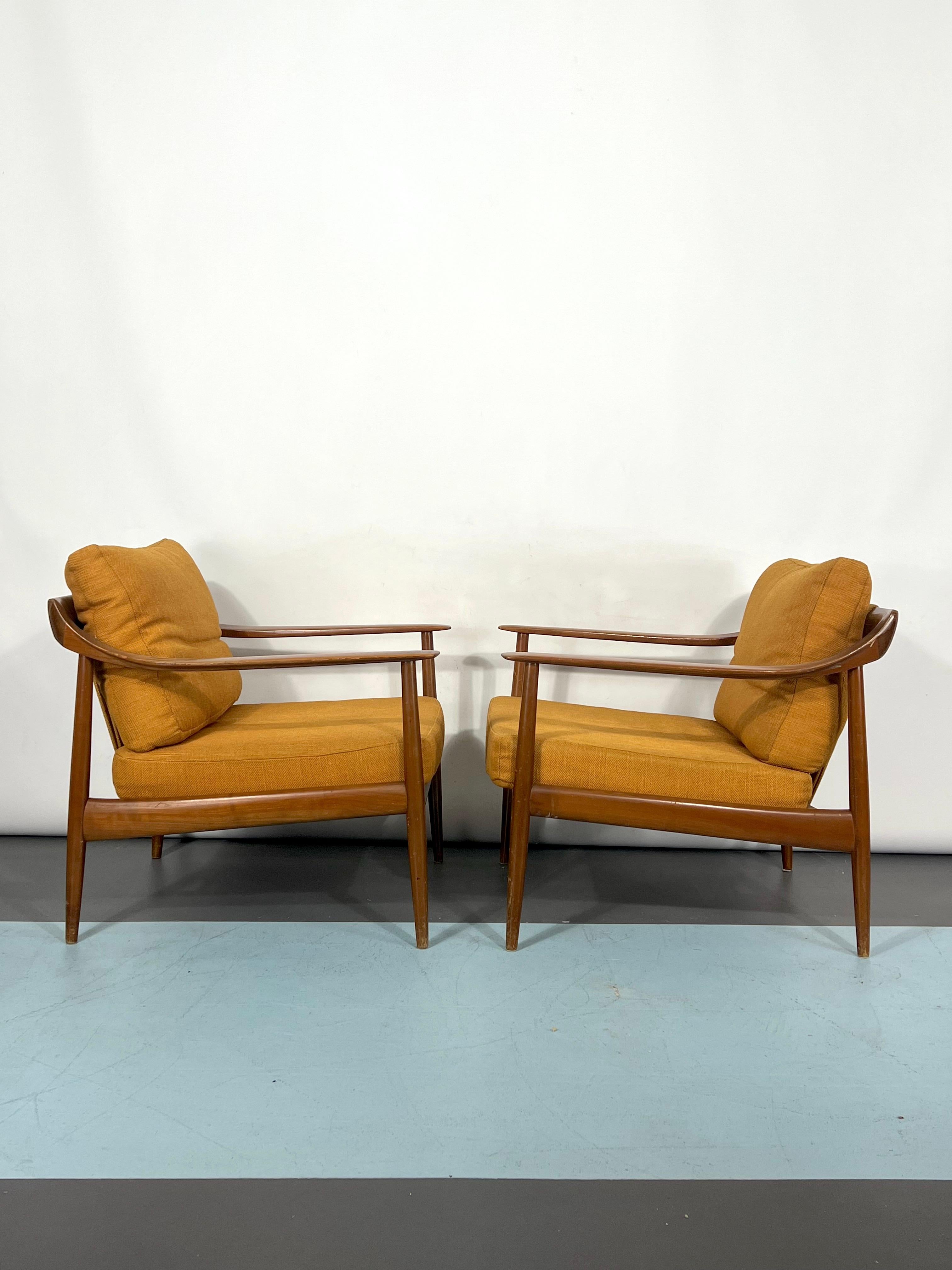 Mid-Century Modern Pair of Walter Knoll Armchairs Model 550 from 50s For Sale 6