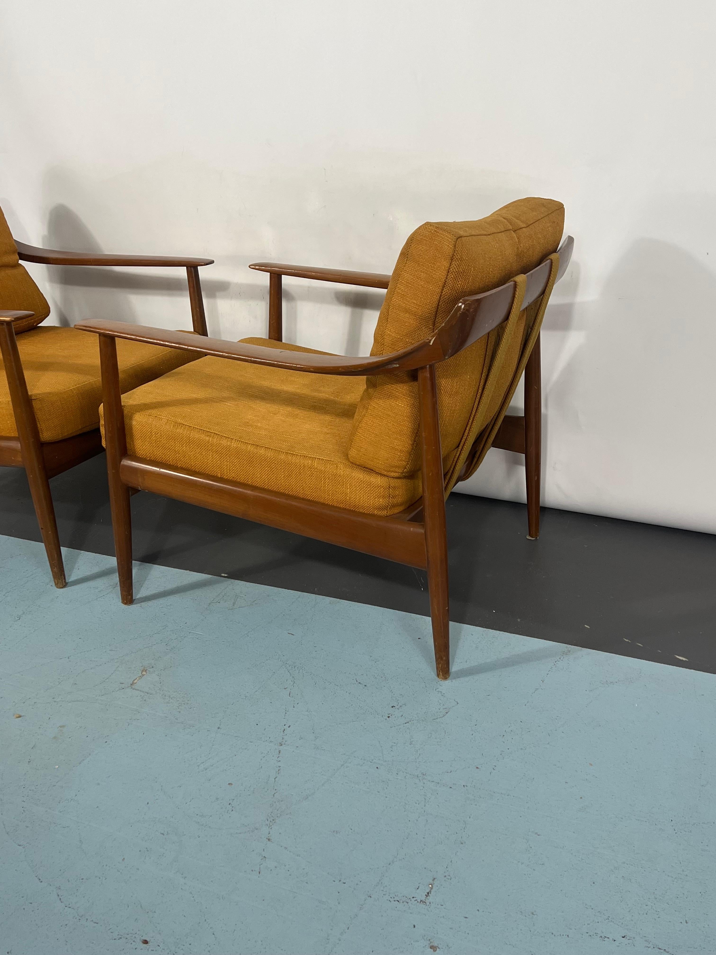 Mid-Century Modern Pair of Walter Knoll Armchairs Model 550 from 50s For Sale 7